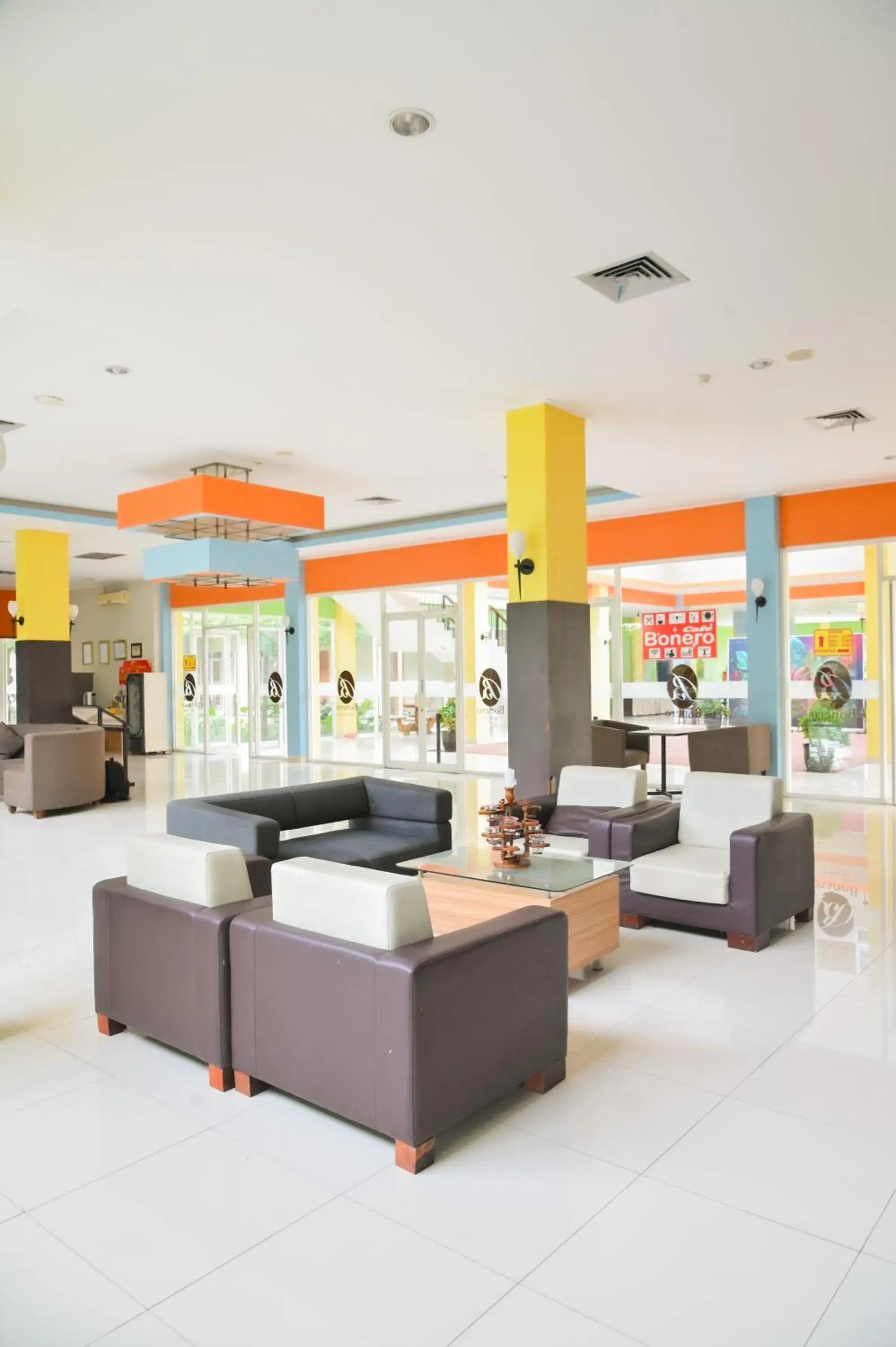 Lobby or reception in Hotel Bonero Residence Lobby or reception in Hotel Bonero Residence