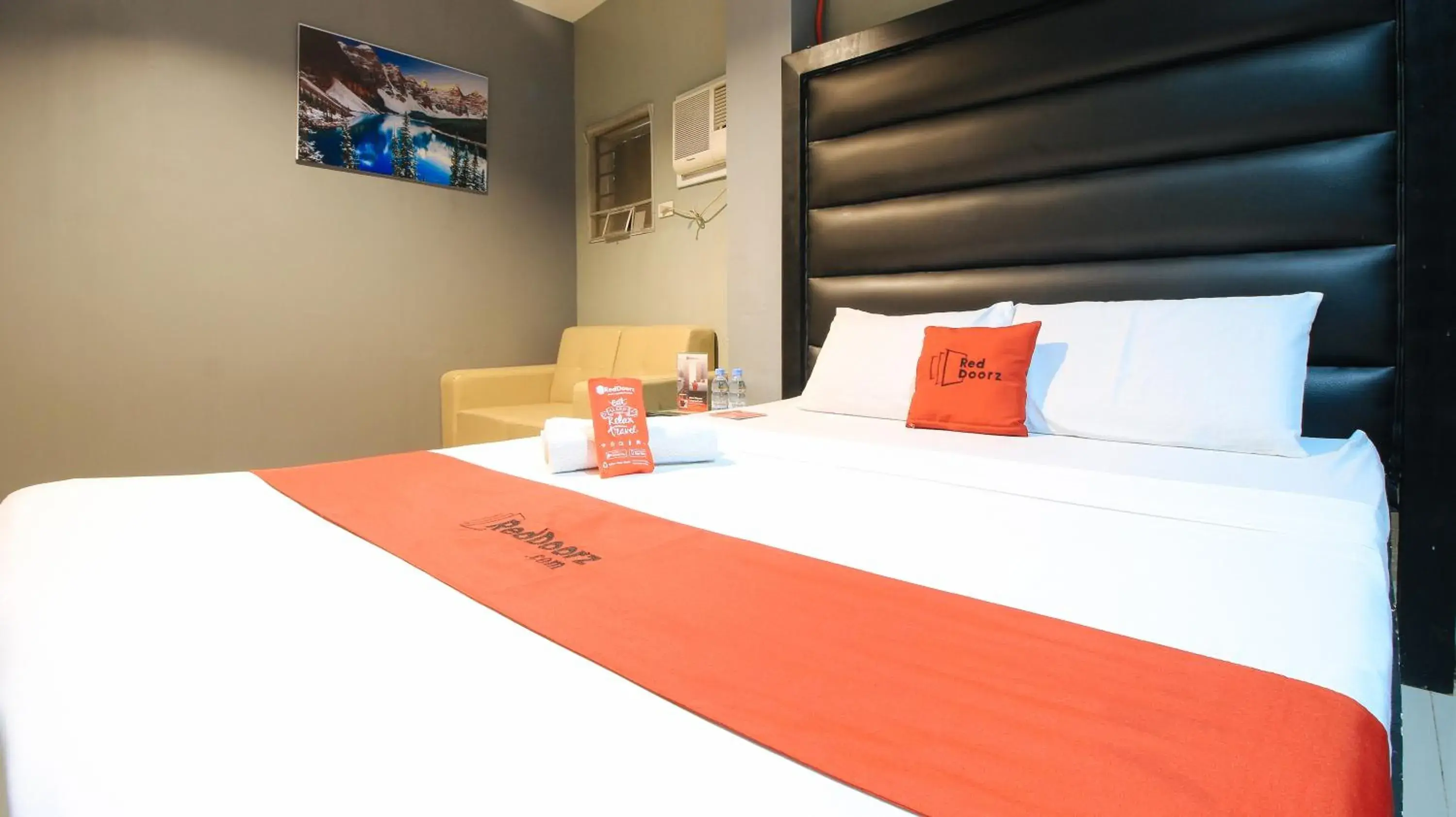 Bed in RedDoorz @ P Florentino Street Sampaloc Manila Bed in RedDoorz @ P Florentino Street Sampaloc Manila