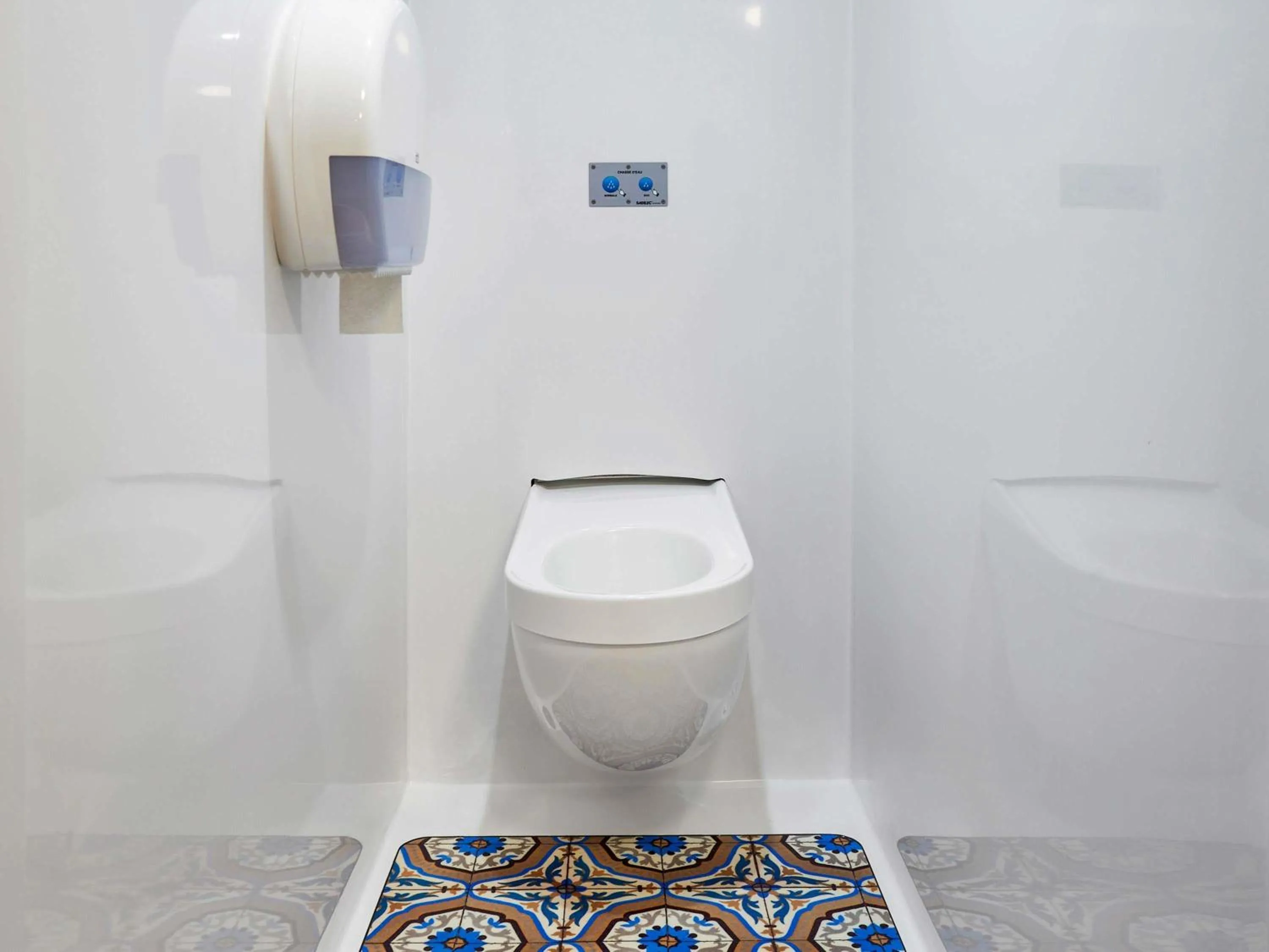 Bedroom in hotelF1 Clermont Ferrand Est