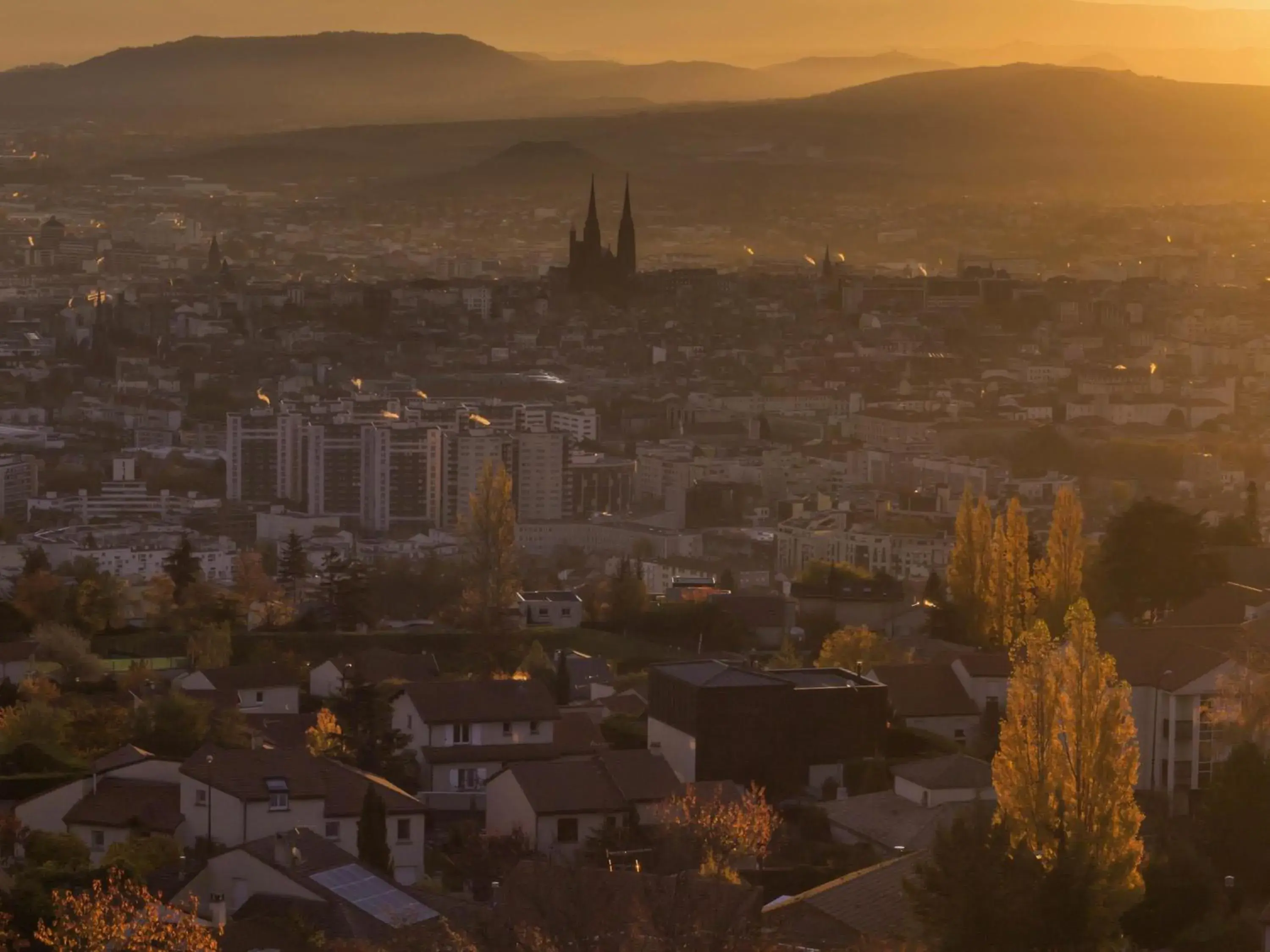 Property building in hotelF1 Clermont Ferrand Est Property building in hotelF1 Clermont Ferrand Est