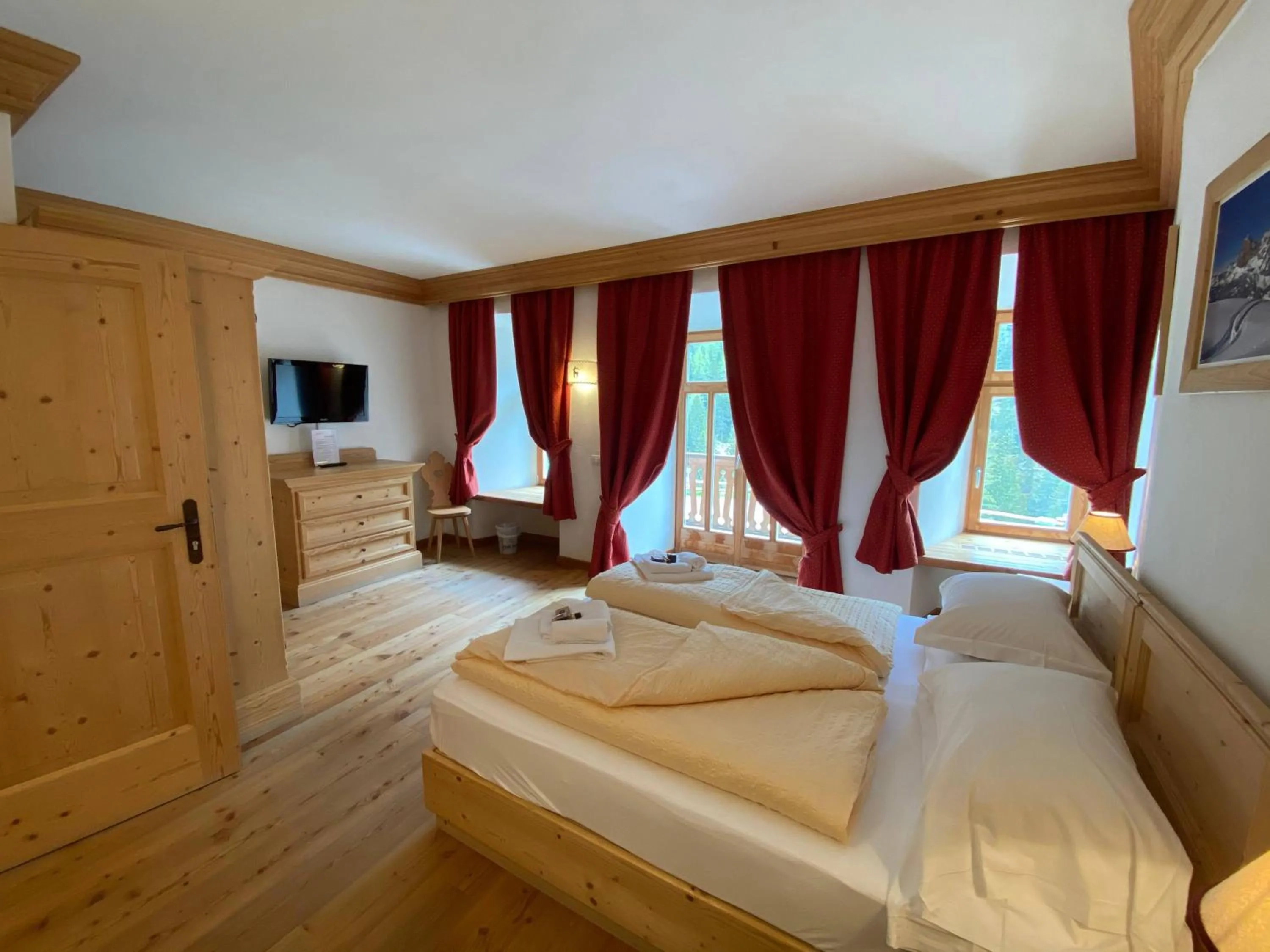 Photo of the whole room, Bed in Rifugio Ospitale