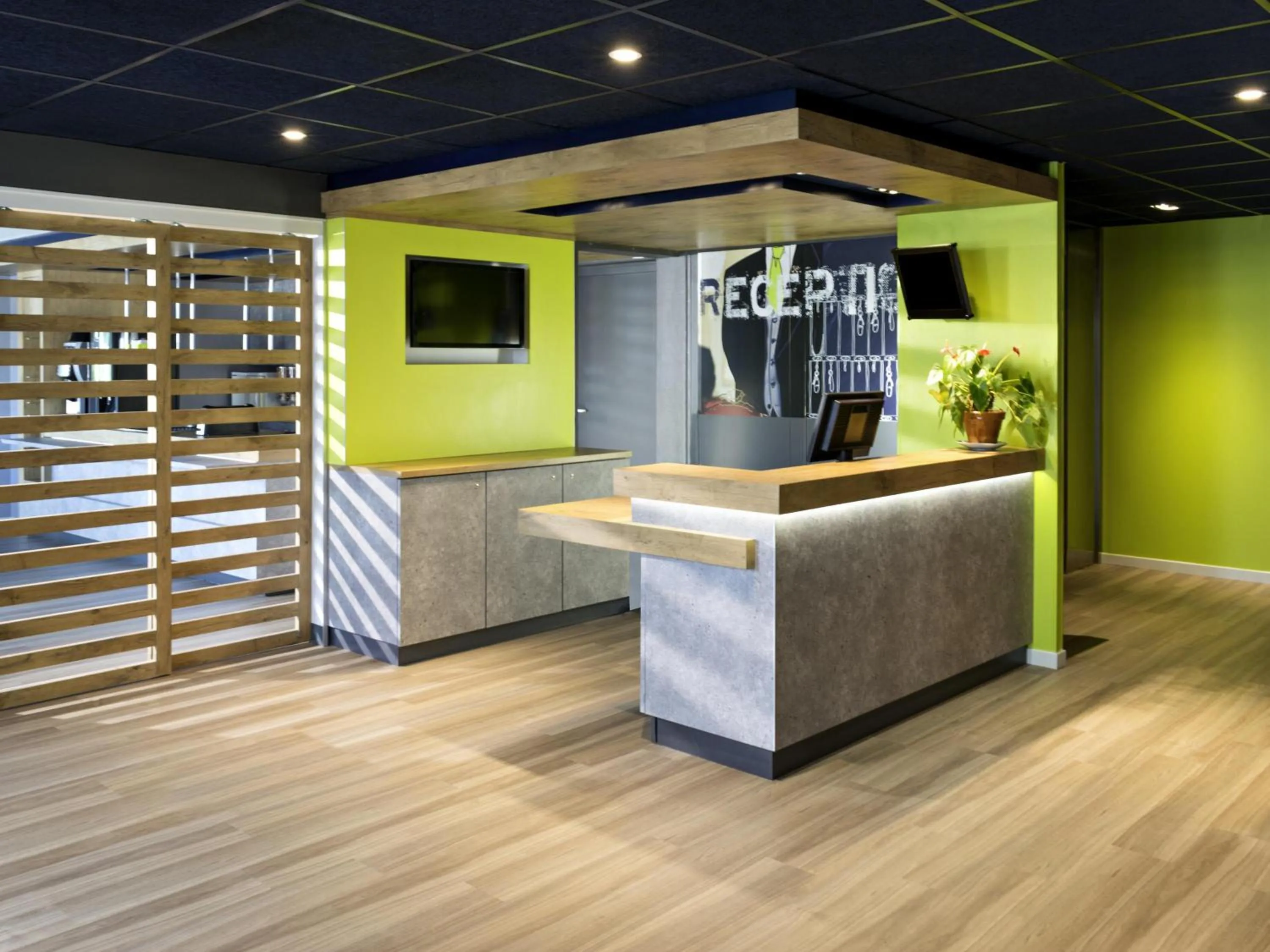 Property building in Hotel Ibis Budget Lyon Eurexpo -