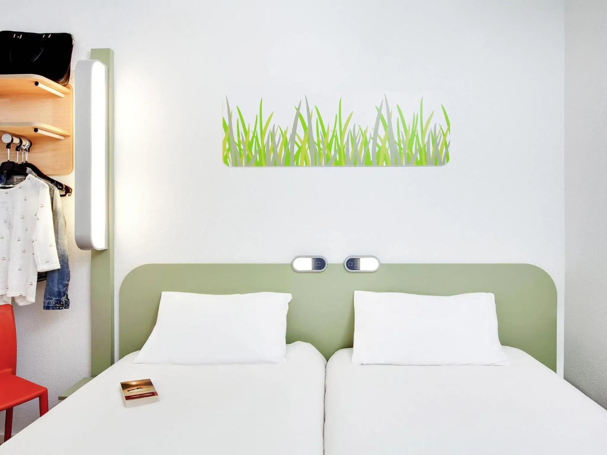 Bedroom, Bed in ibis Budget Clermont Ferrand Centre Montferrand