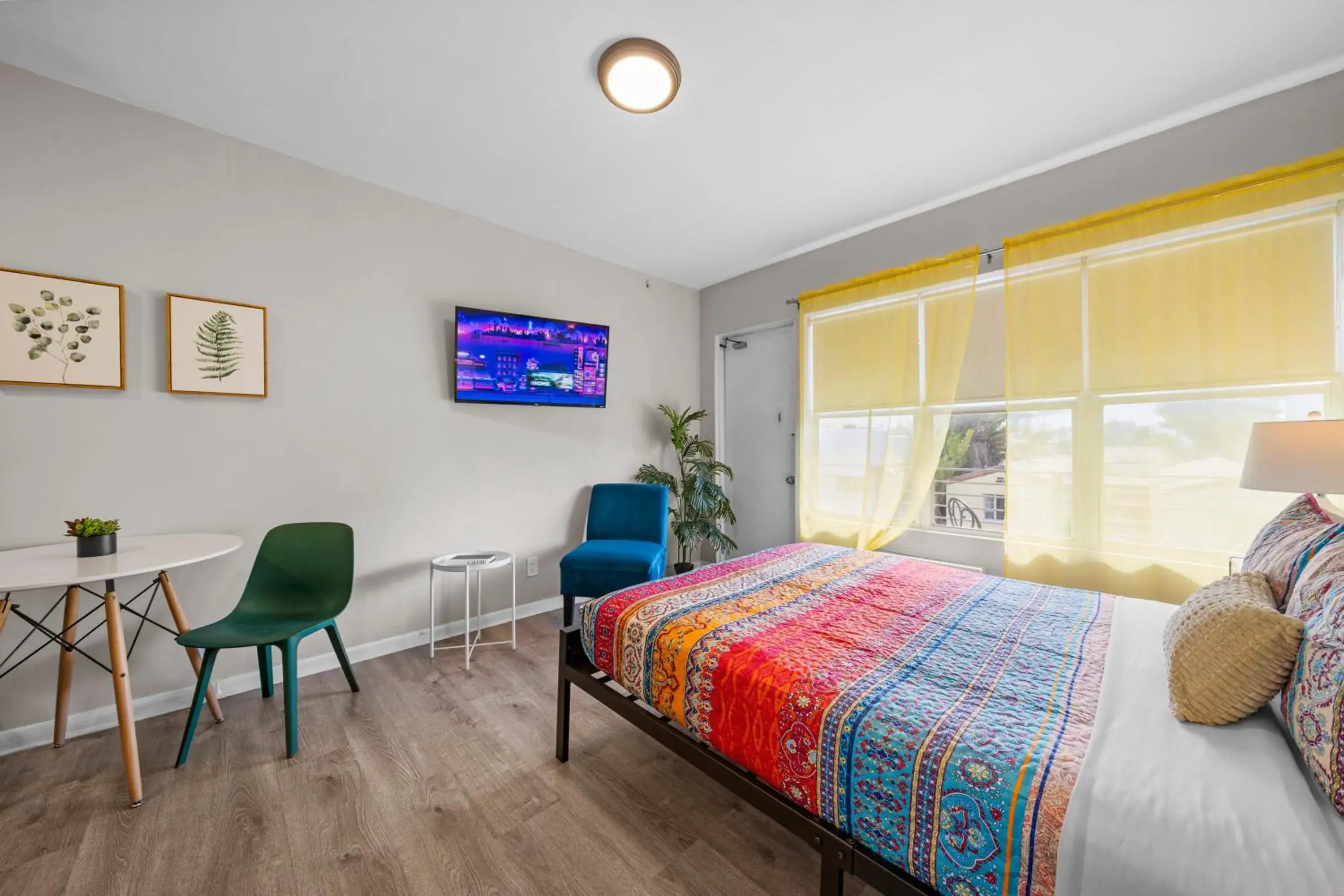 Standard Queen Studio with Balcony and Kitchenette in Rock Apartments by Lowkl Standard Queen Studio with Balcony and Kitchenette in Rock Apartments by Lowkl