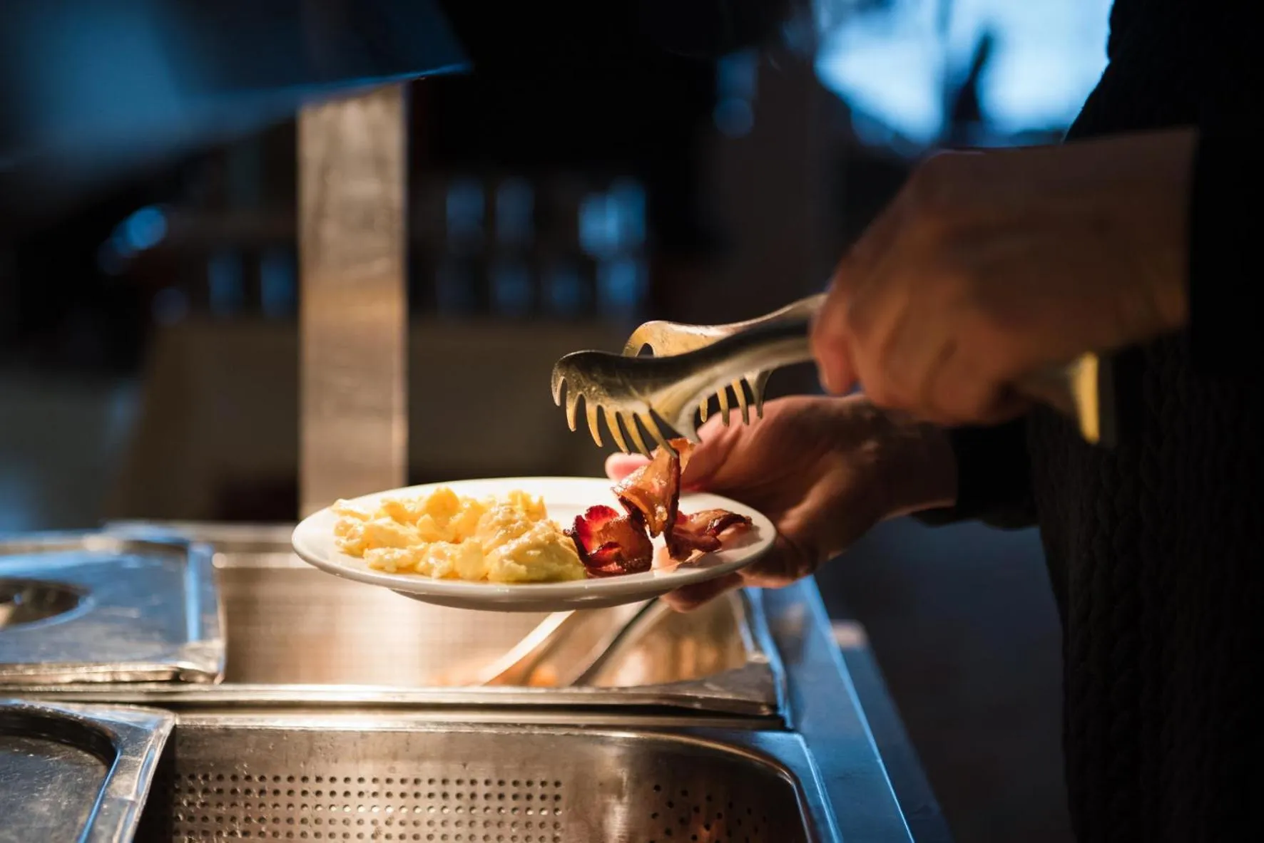 Buffet breakfast in Hotel Sonnenhügel