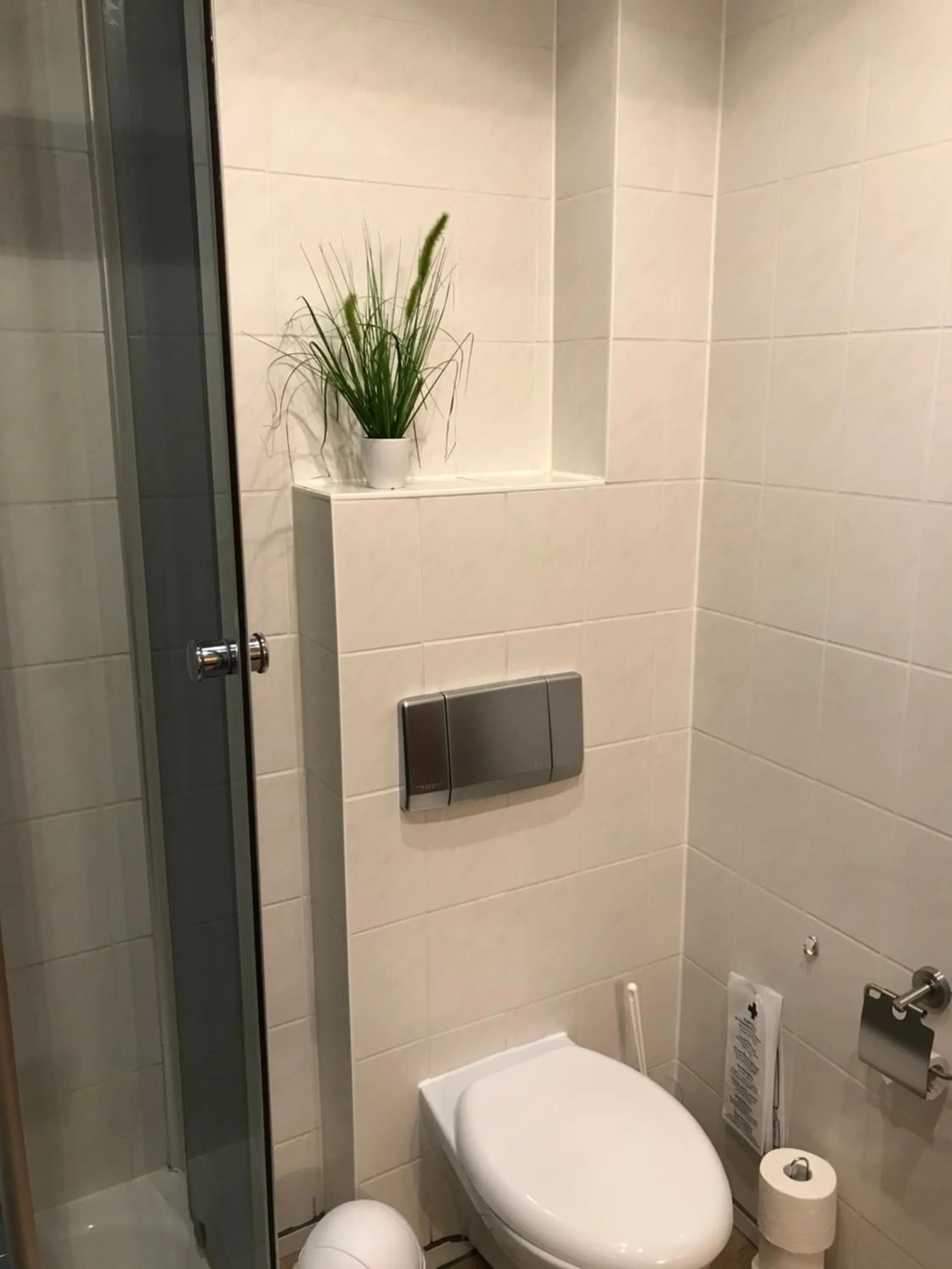 Bathroom in Hotel Schöne Aussicht