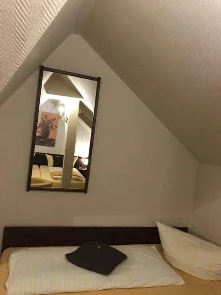 Bedroom, Bed in Hotel Schöne Aussicht