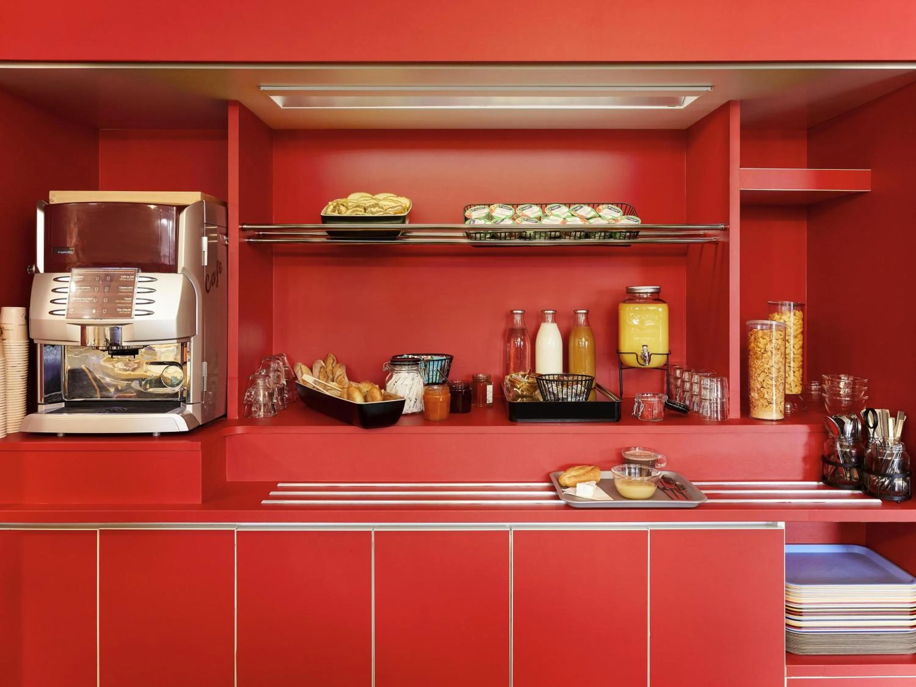 Breakfast in hotelF1 Saint Nazaire La Baule