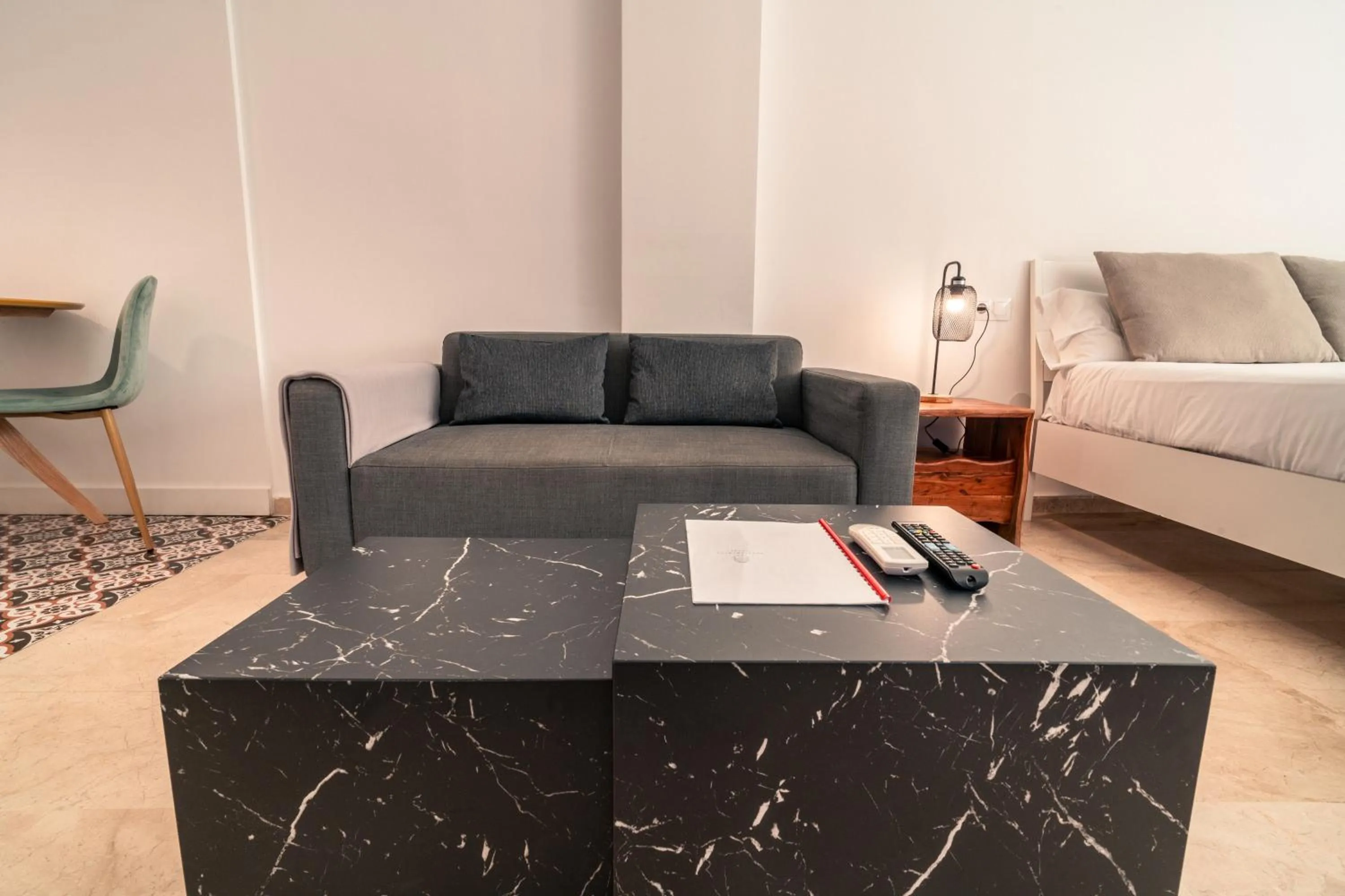 Living room, Bed in Apartamentos Avanel