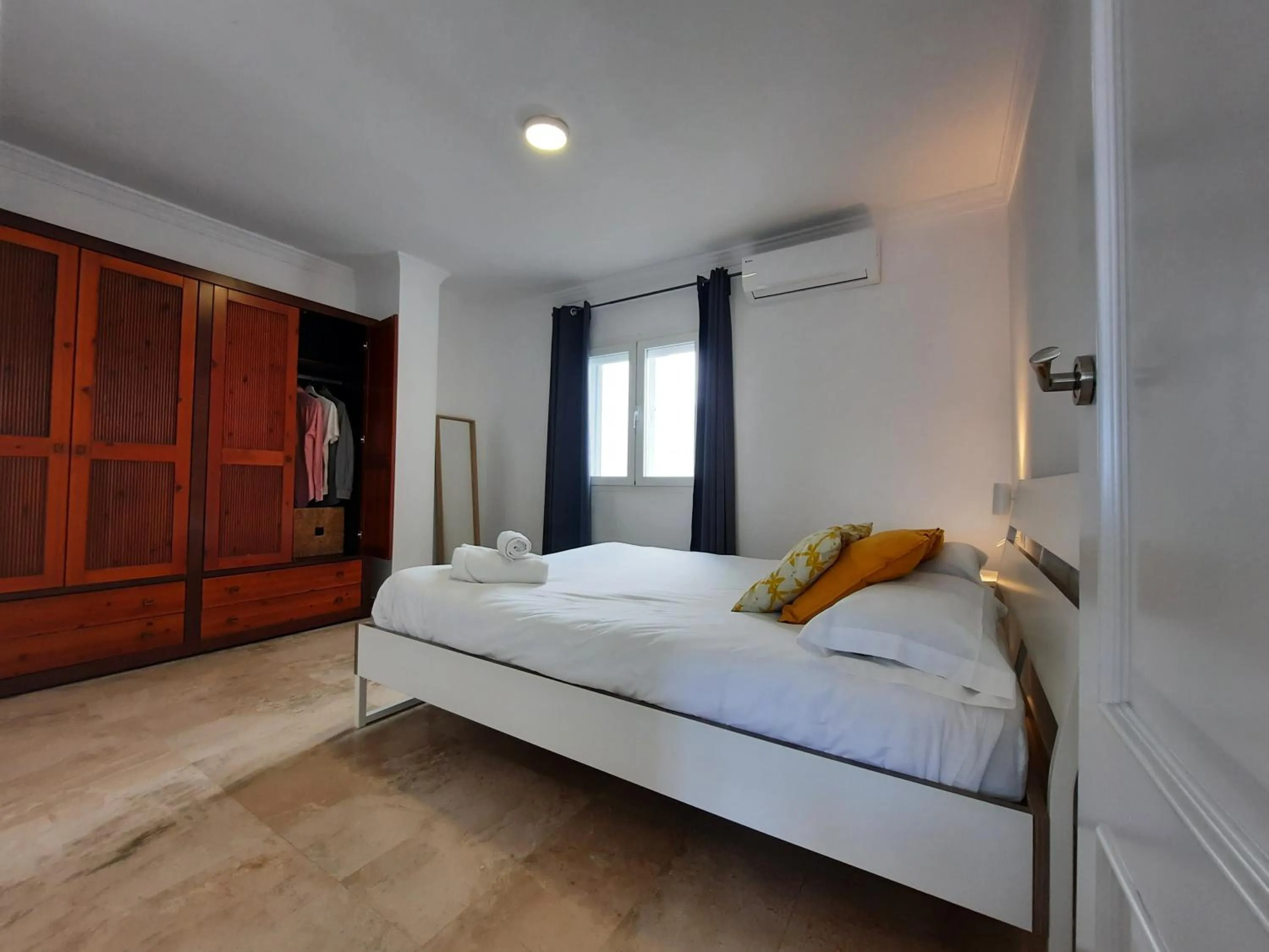 Bedroom, Bed in Apartamentos Avanel