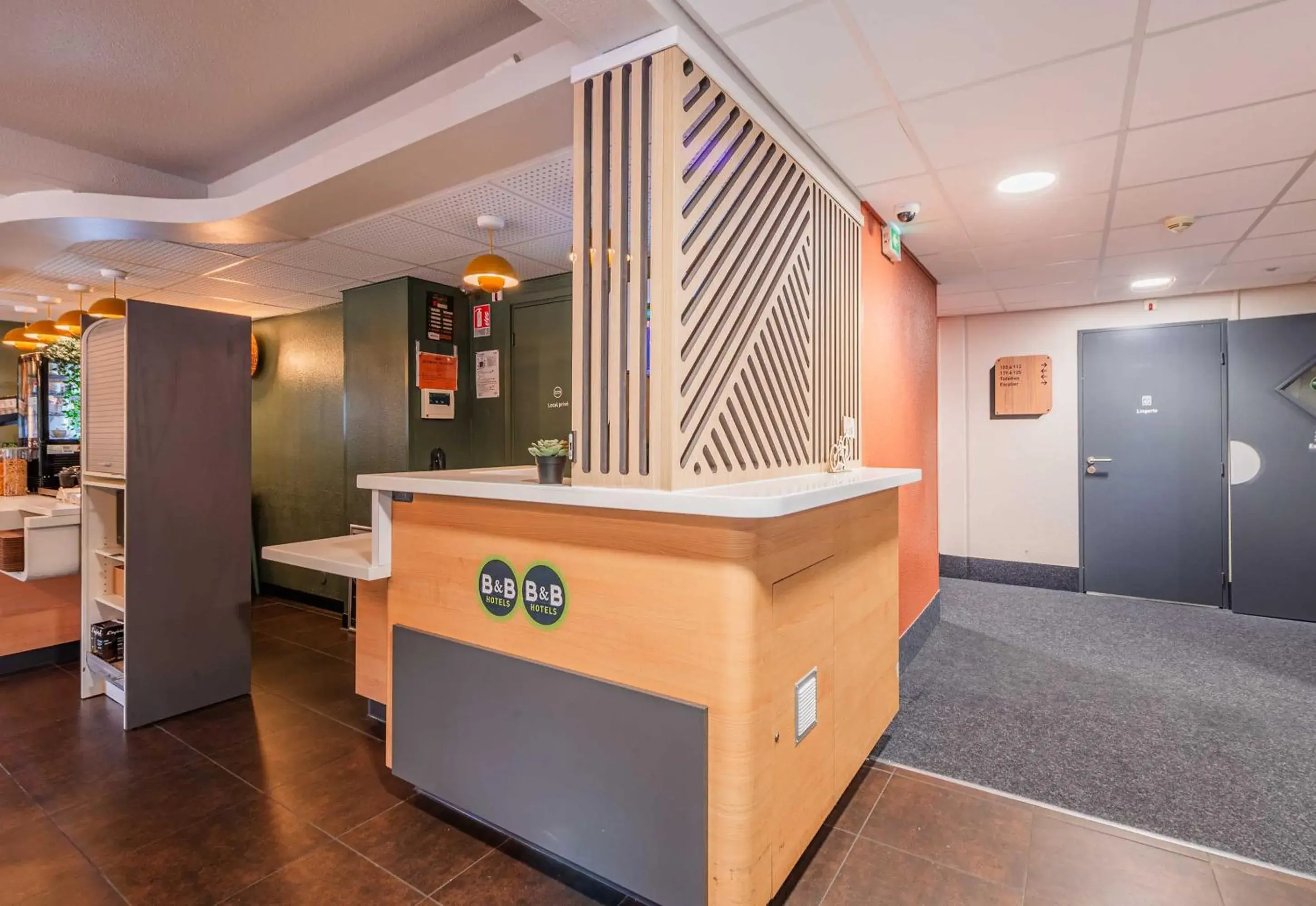 Lobby or reception in B&B HOTEL Mulhouse Dornach Lobby or reception in B&B HOTEL Mulhouse Dornach