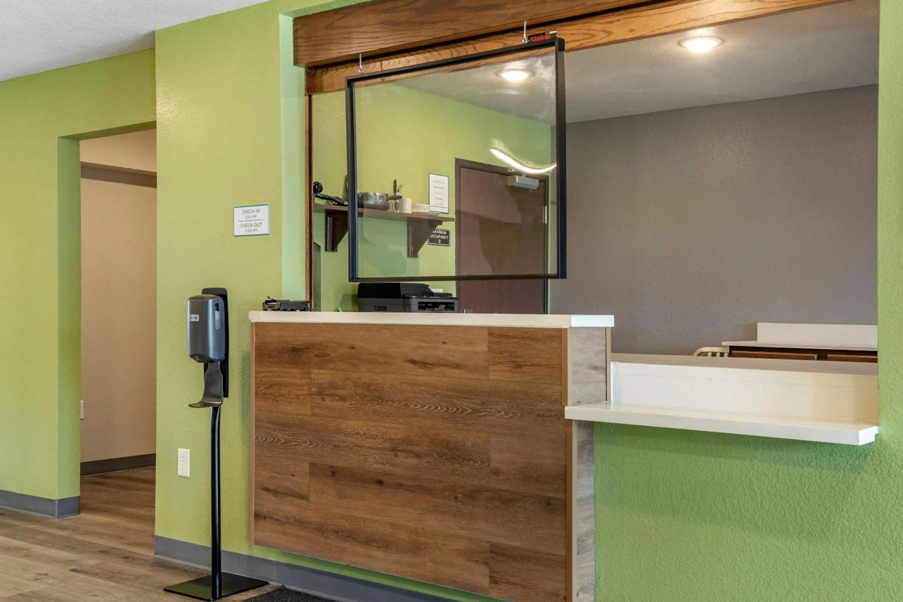 Lobby or reception in WoodSpring Suites Austin Georgetown