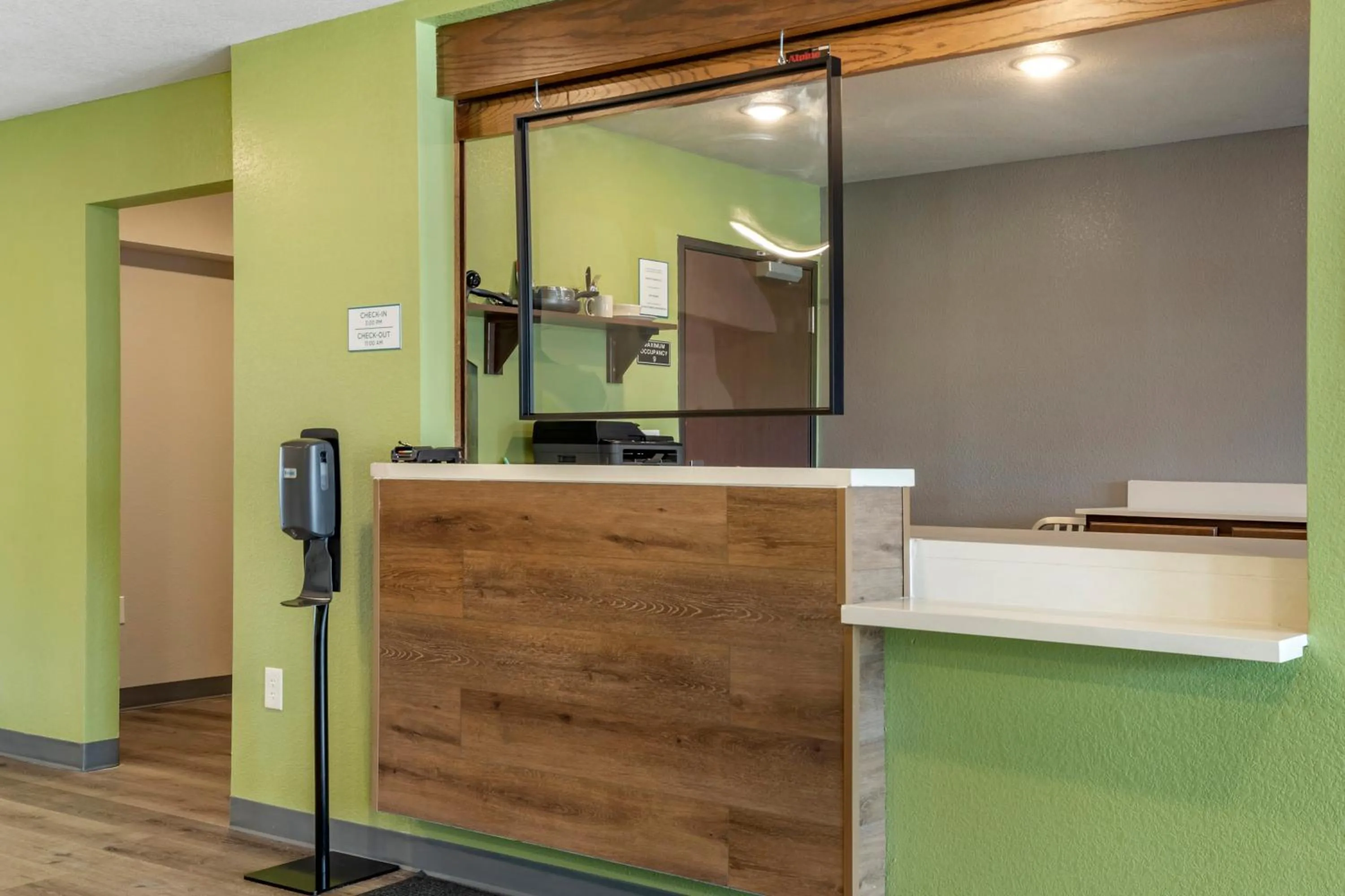 Lobby or reception in WoodSpring Suites Austin Georgetown