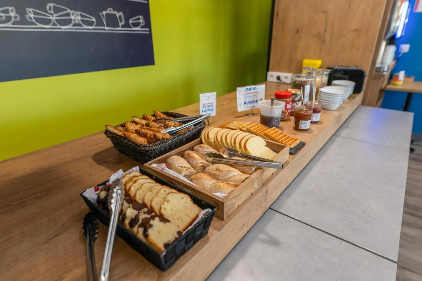 Food and drinks in hotelF1 Brest Sud Plougastel