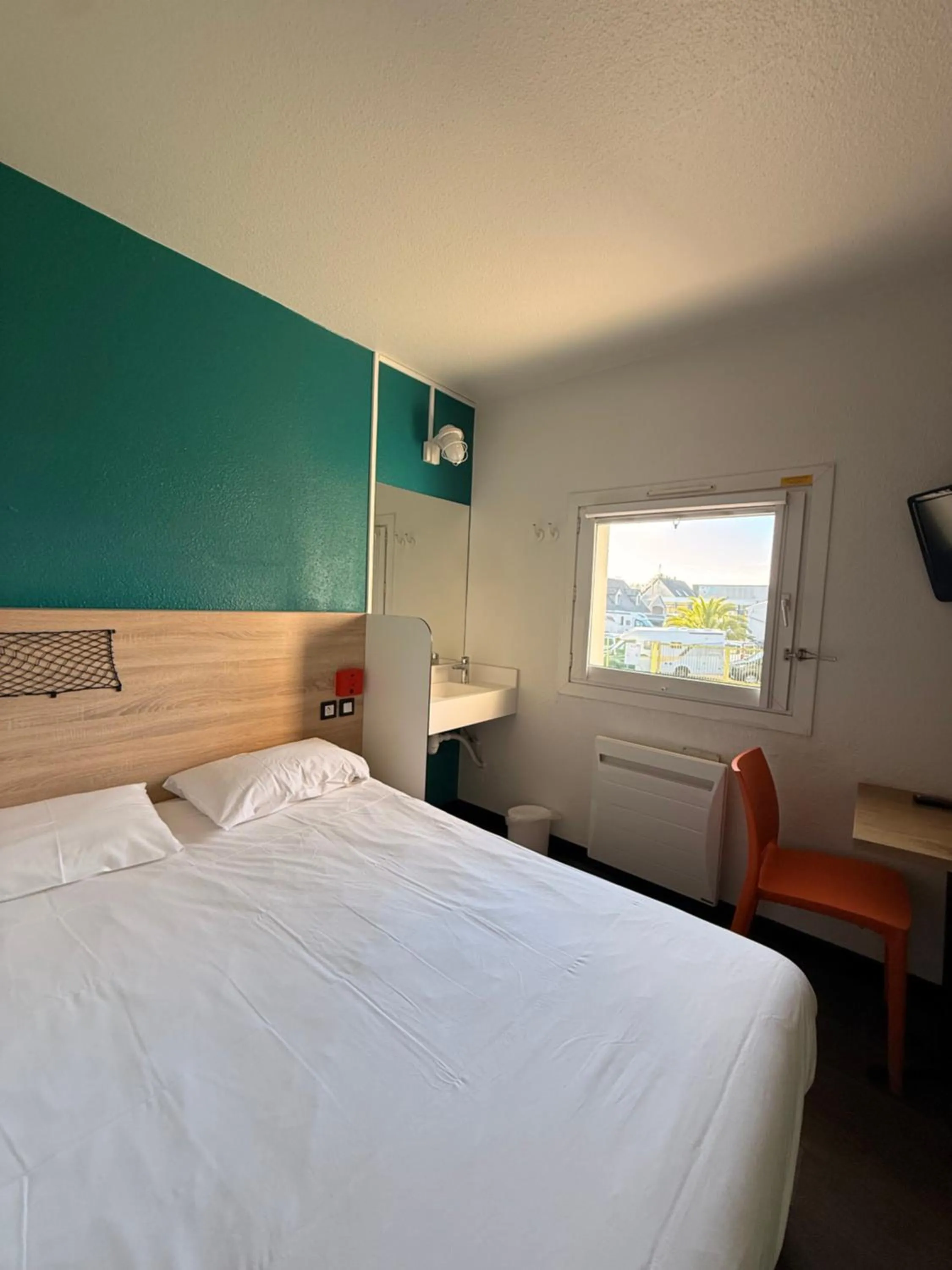 Bed in hotelF1 Brest Sud Plougastel