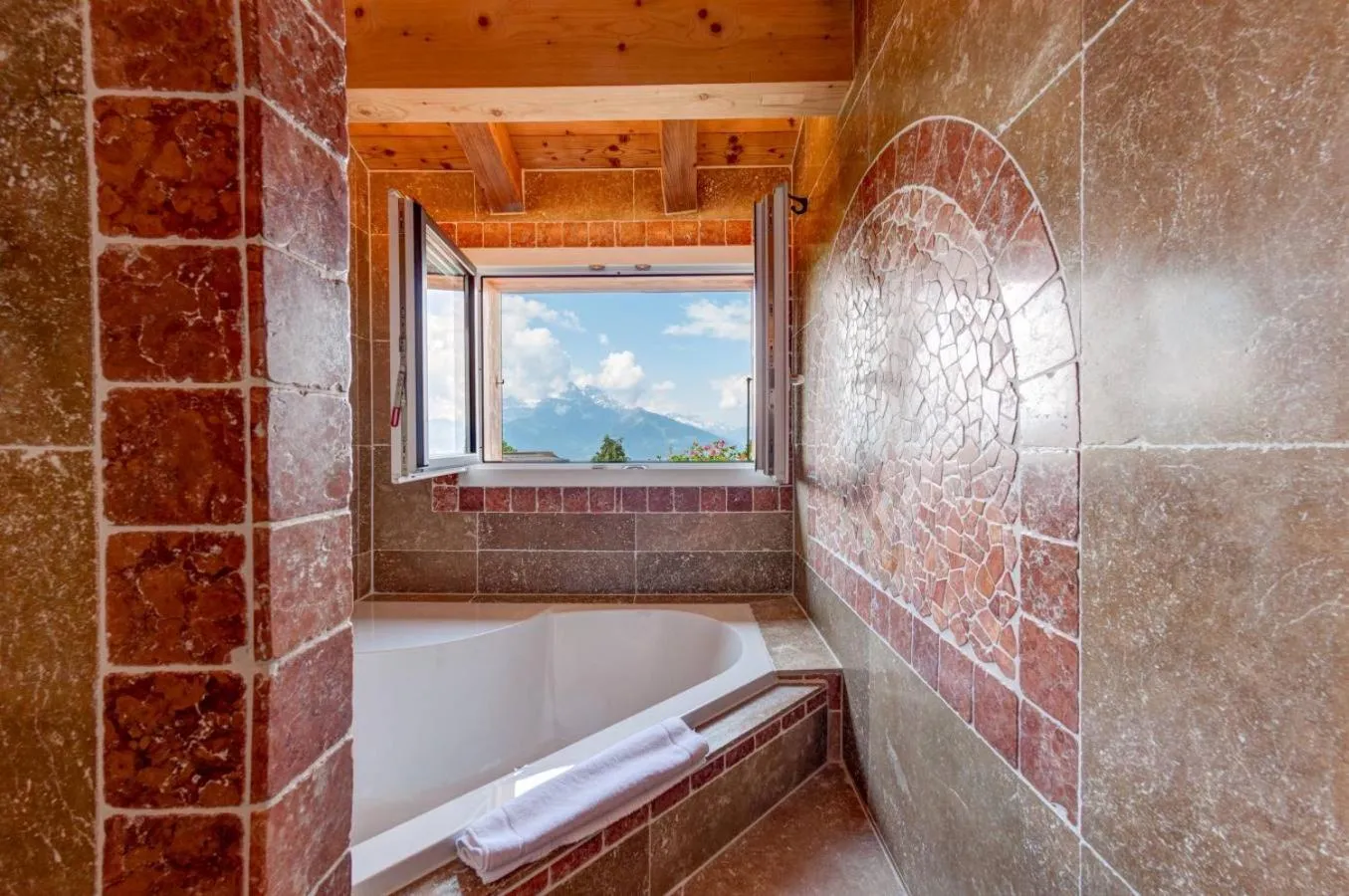 Bathroom in Alpe Fleurie Hôtel & Restaurant