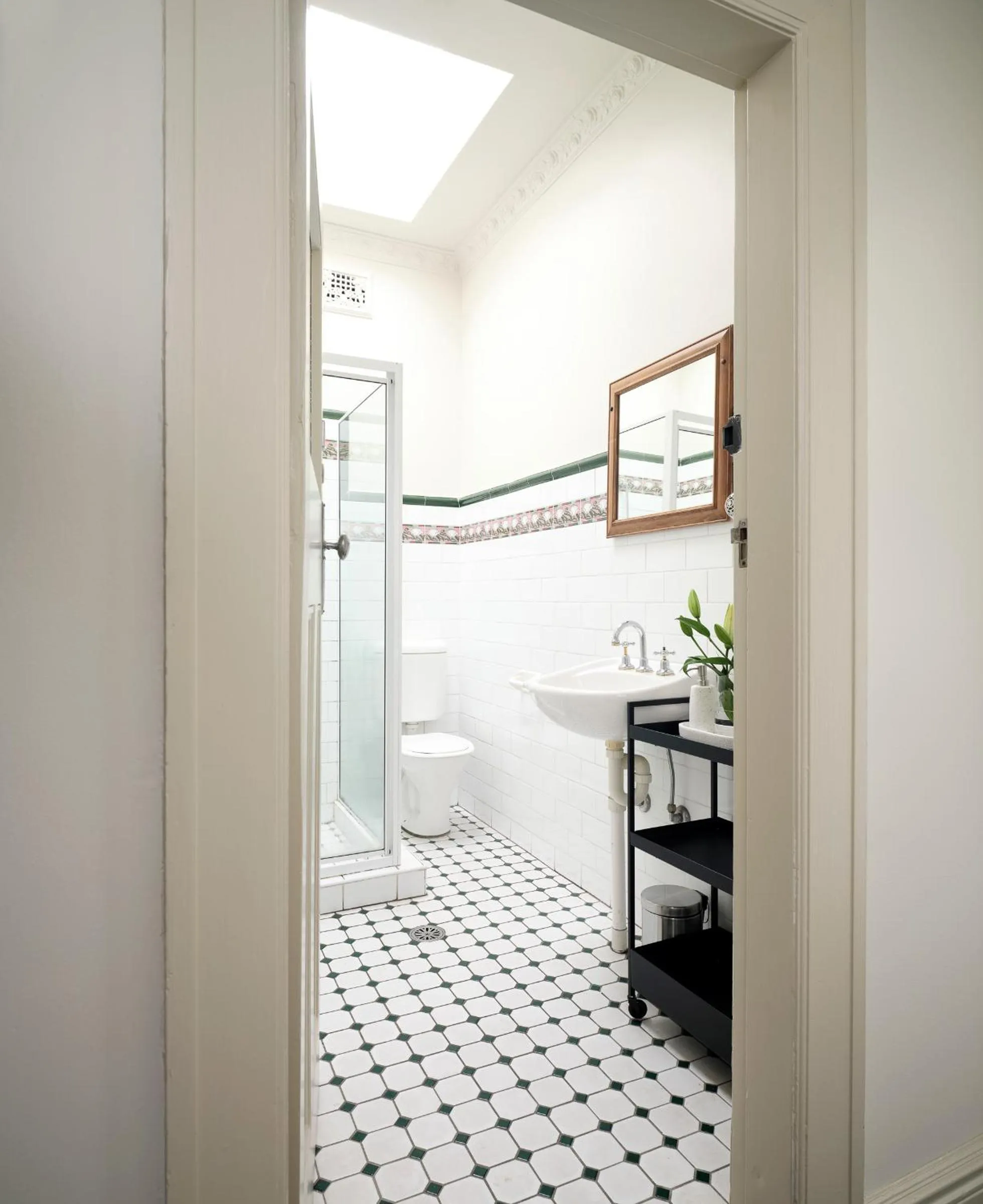 Bathroom in Dunkirk Hotel Pyrmont