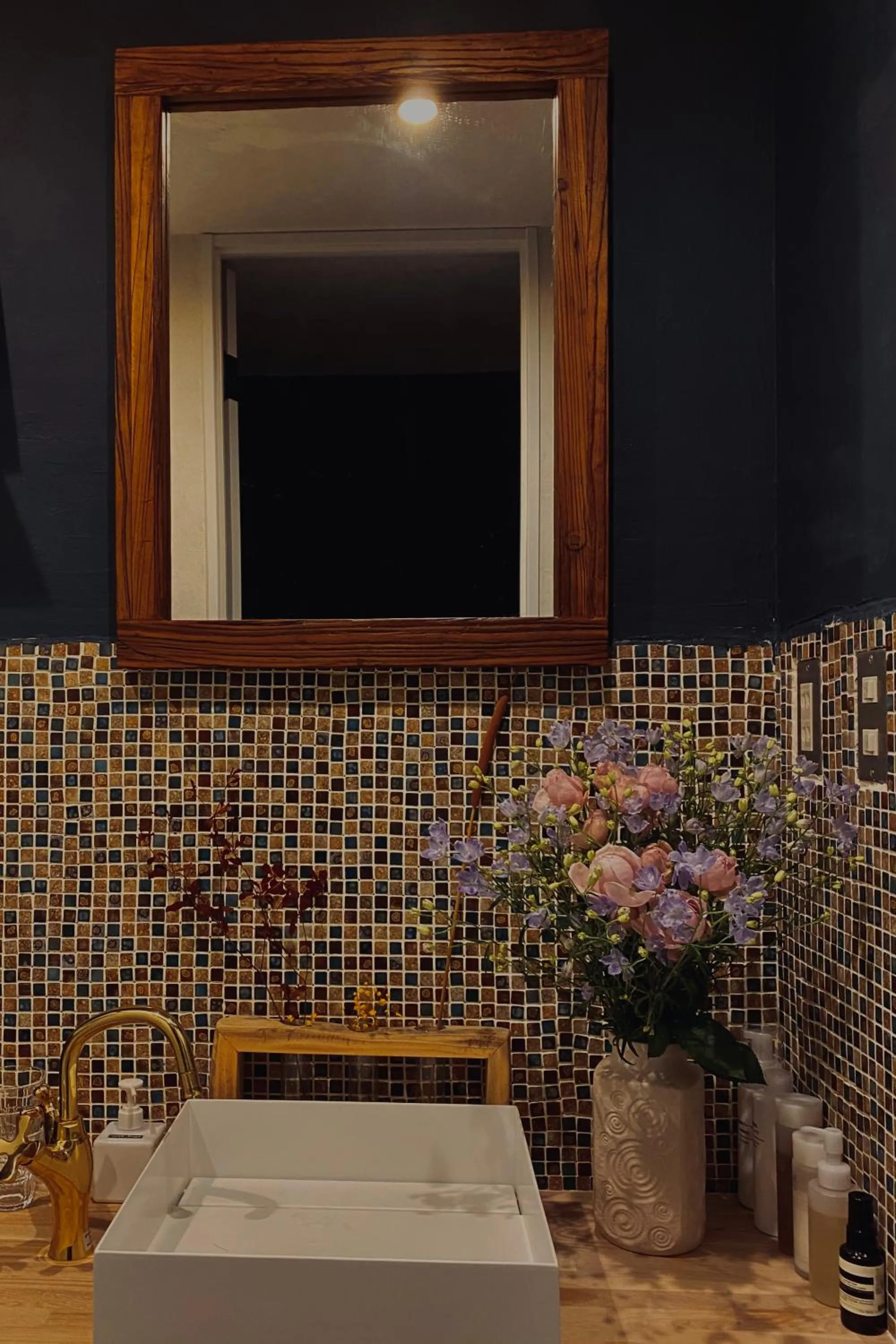 Bathroom in TOE LIBRARY Tokyo Asakusa