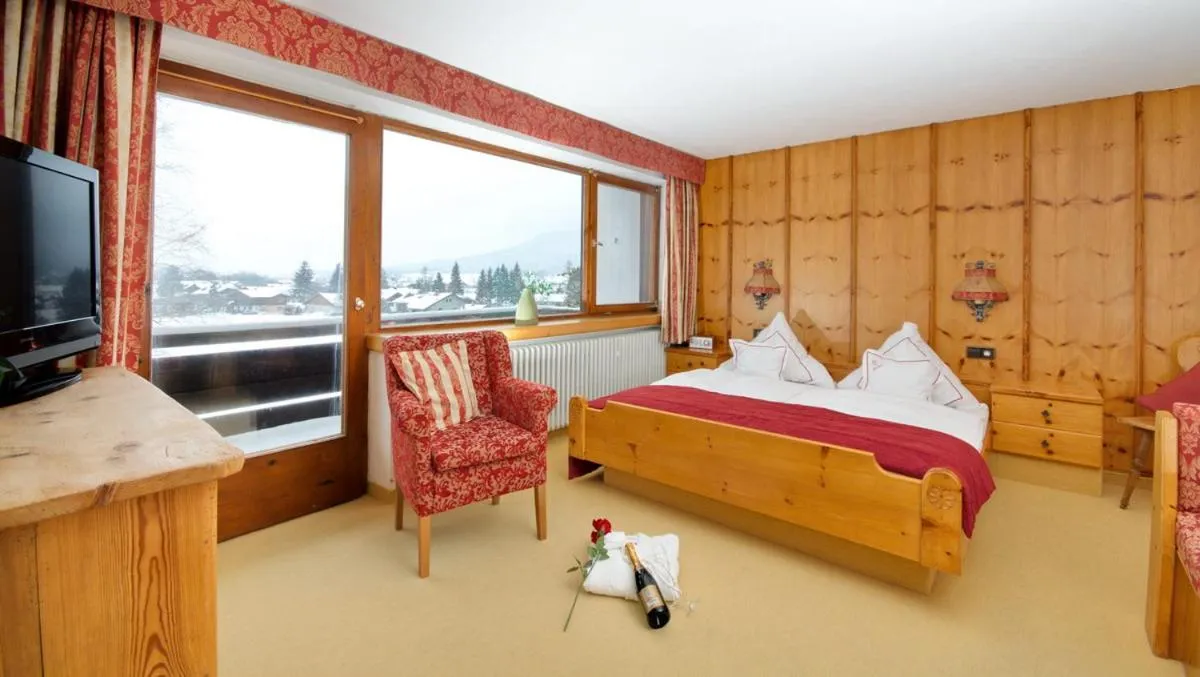 Bed in Landhotel Binderhäusl Garni