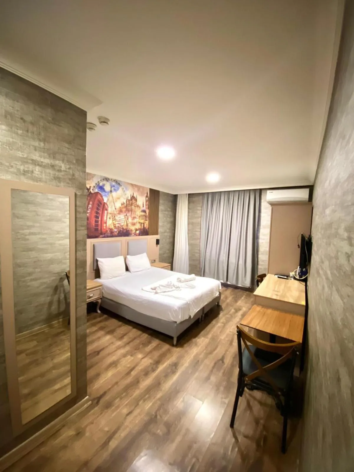 Photo of the whole room, Bed in La Vie Suite Hotel