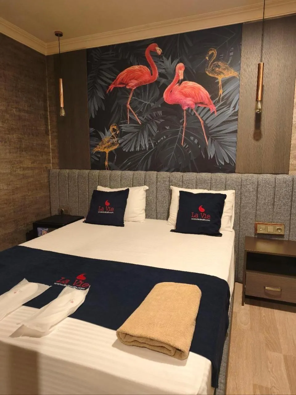 Bed in La Vie Suite Hotel