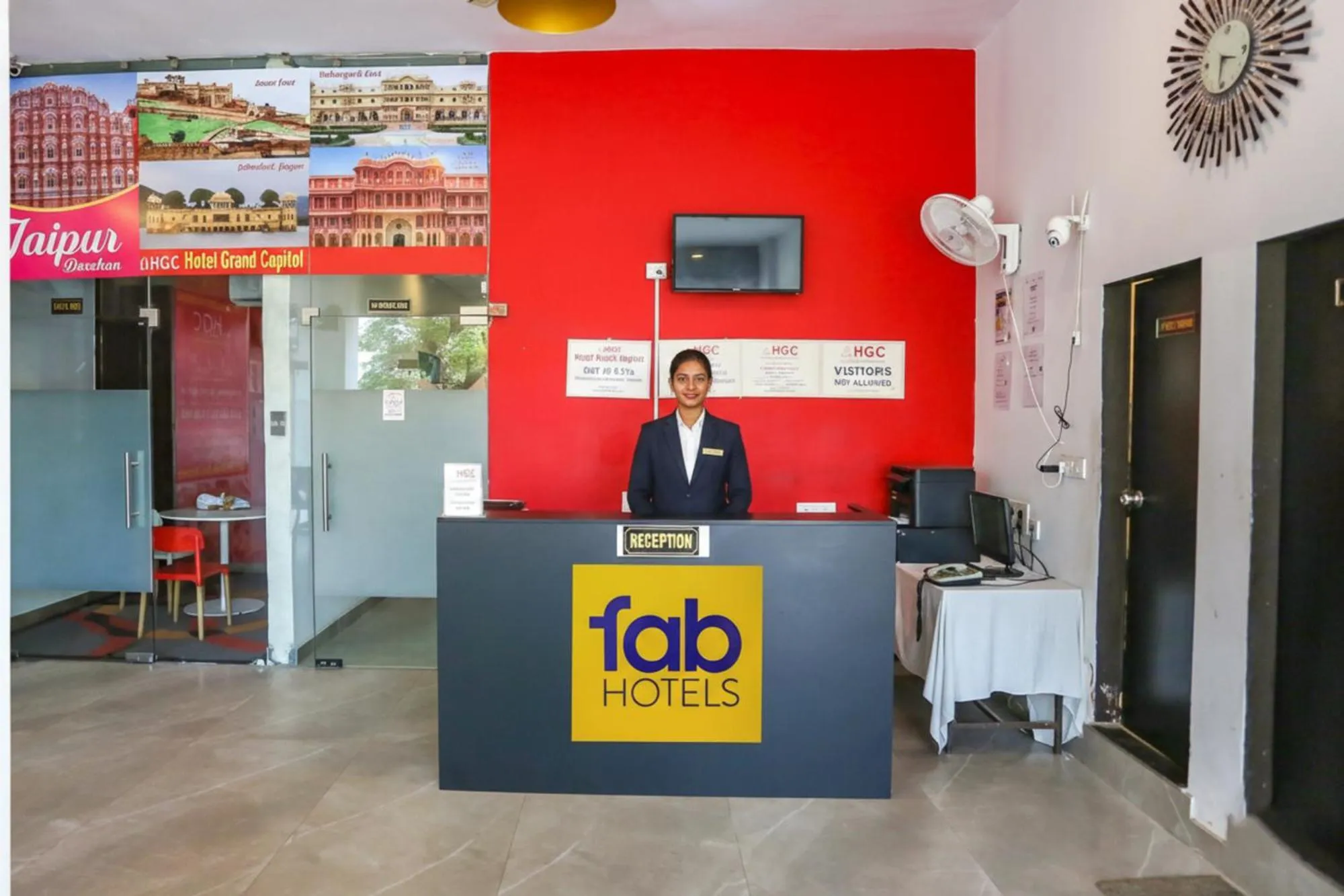 Lobby or reception in FabHotel Grand Capitol