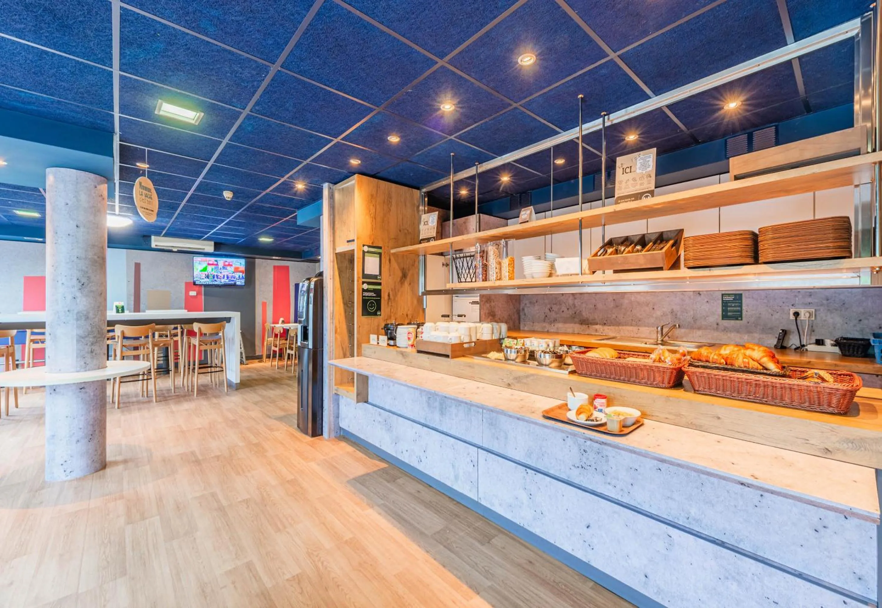 Breakfast in B&B HOTEL SCHILTIGHEIM Nord