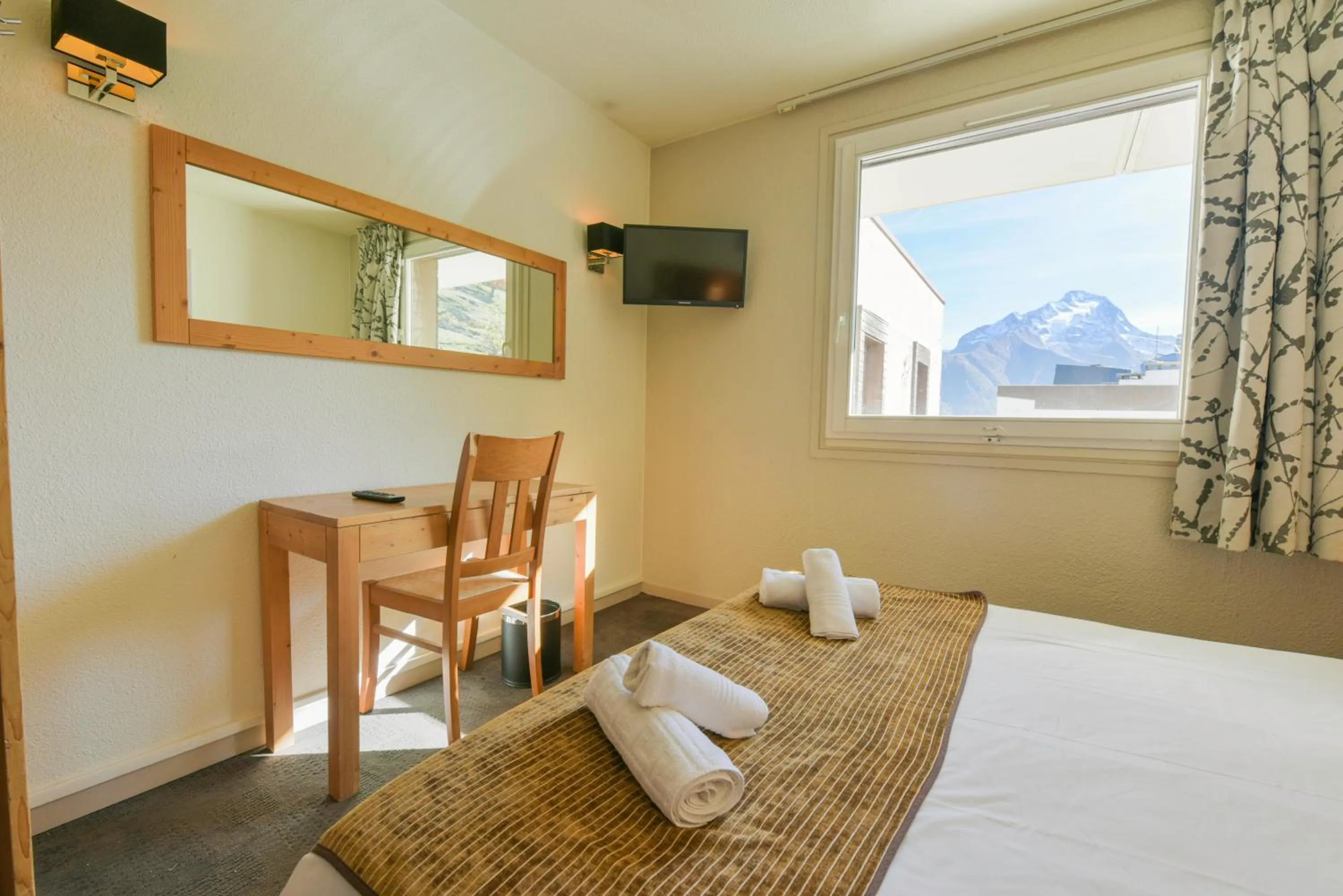 Photo of the whole room, Bed in Hotel la Brunerie