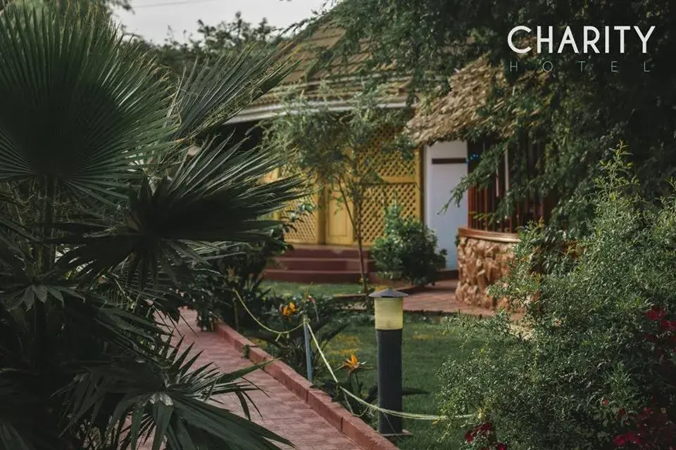 Standard Twin Room with Garden View in New Charity Hotel International Standard Twin Room with Garden View in New Charity Hotel International