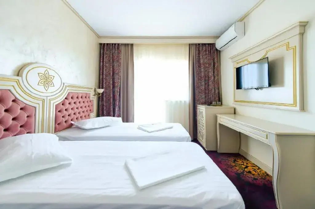 Twin Room in Hotel Belona Twin Room in Hotel Belona