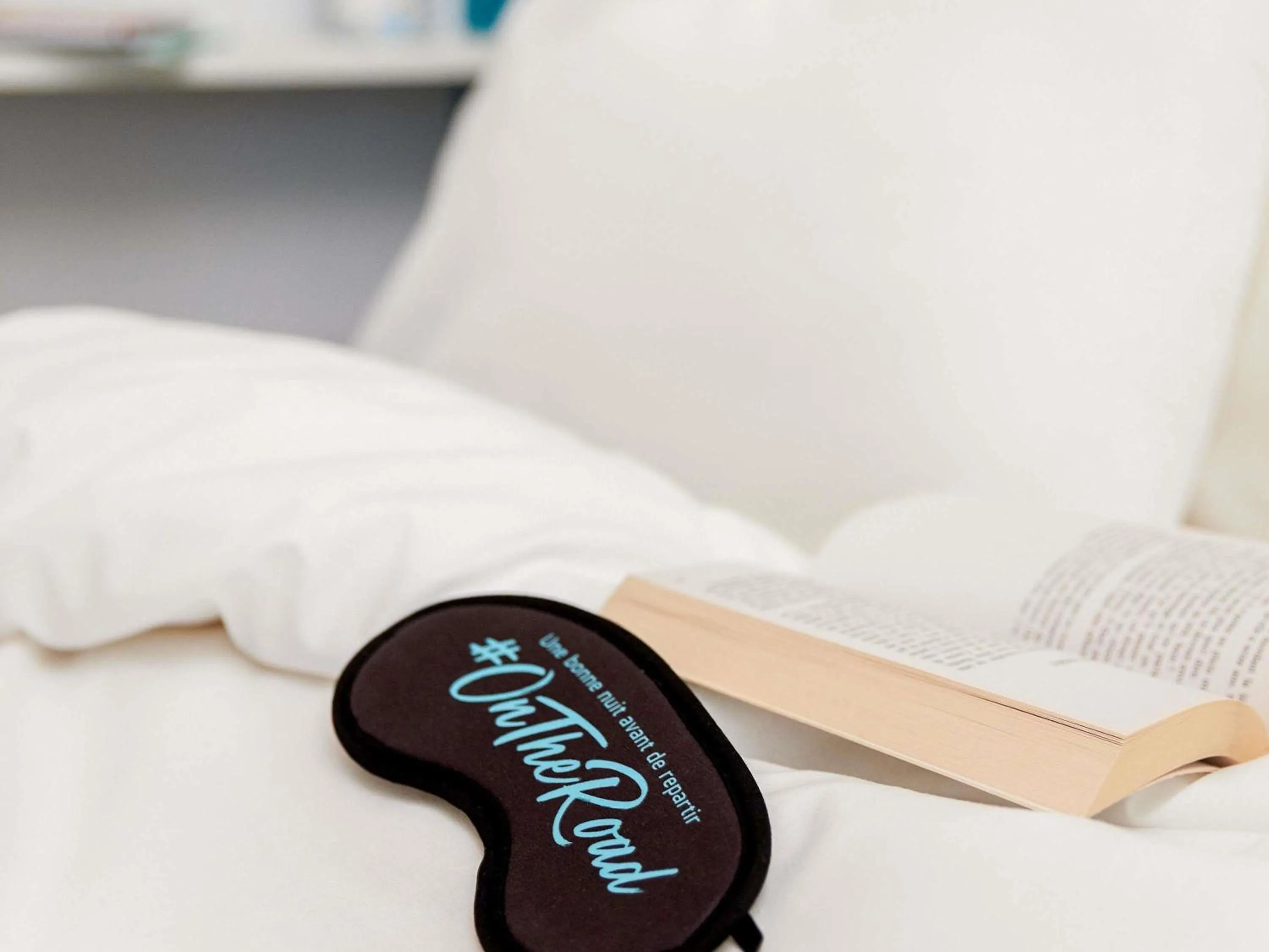 Bedroom, Bed in hotelF1 Nancy Nord Bouxieres