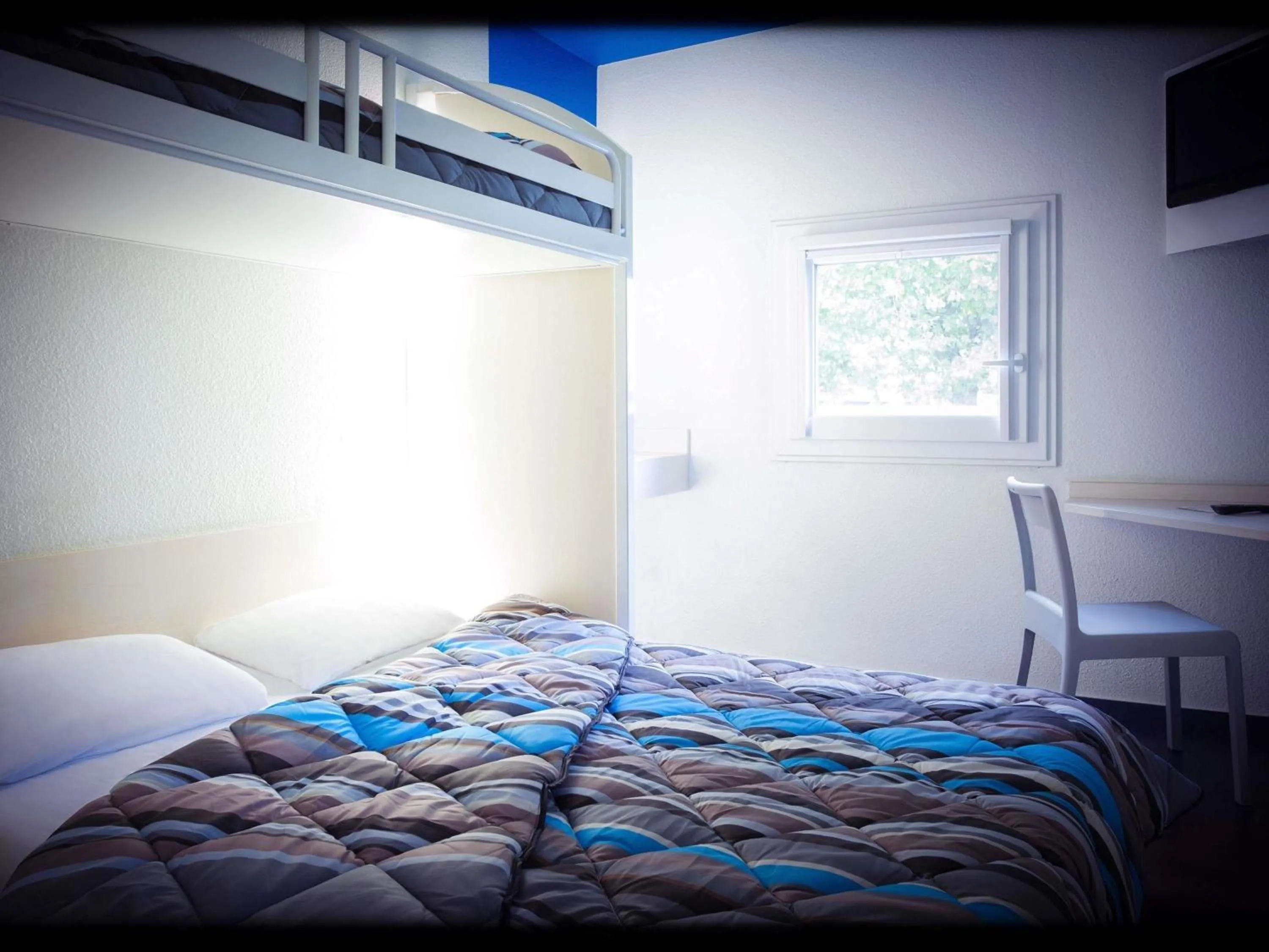 Bedroom, Bed in hotelF1 Nancy Nord Bouxieres