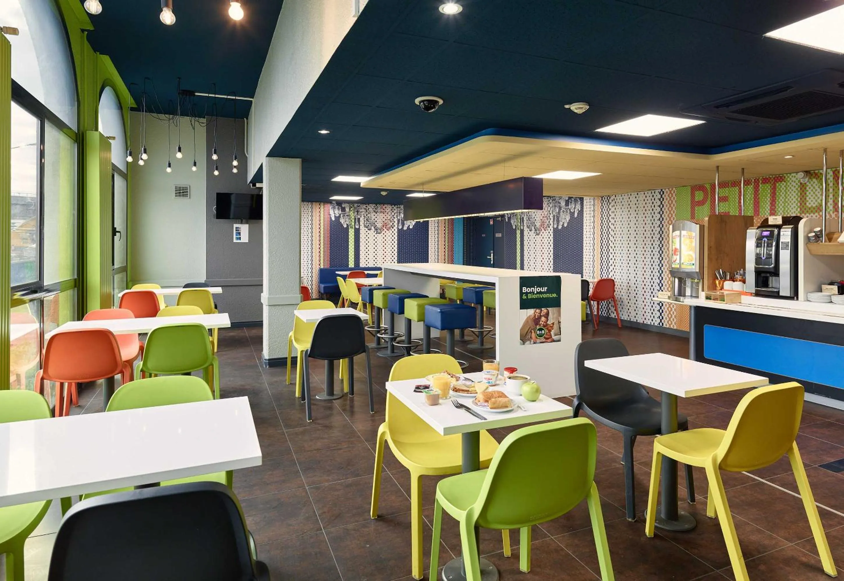 Restaurant/places to eat in B&B HOTEL Vitry-sur-Seine