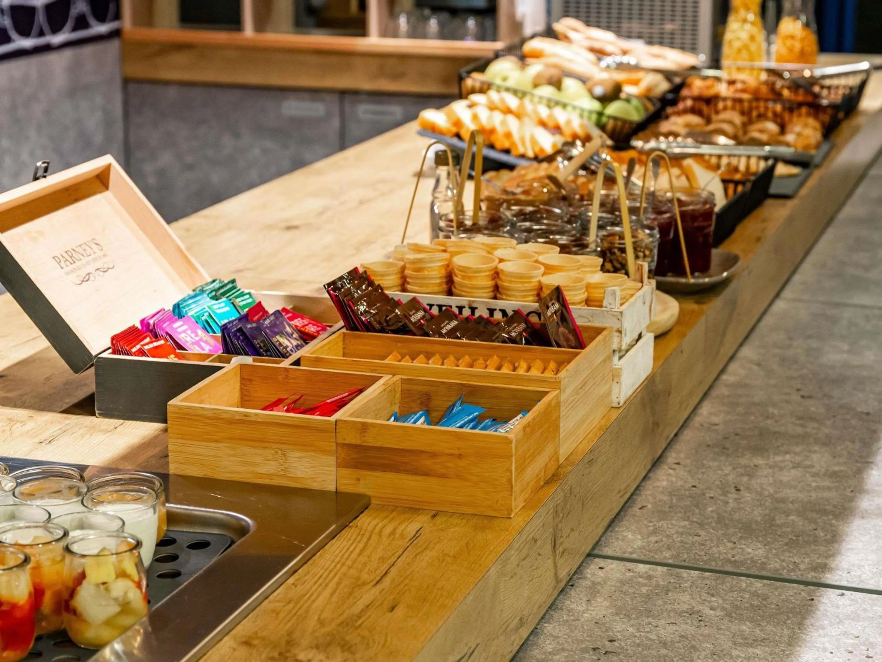 Breakfast in ibis budget Marne la Vallée Pontault Combault