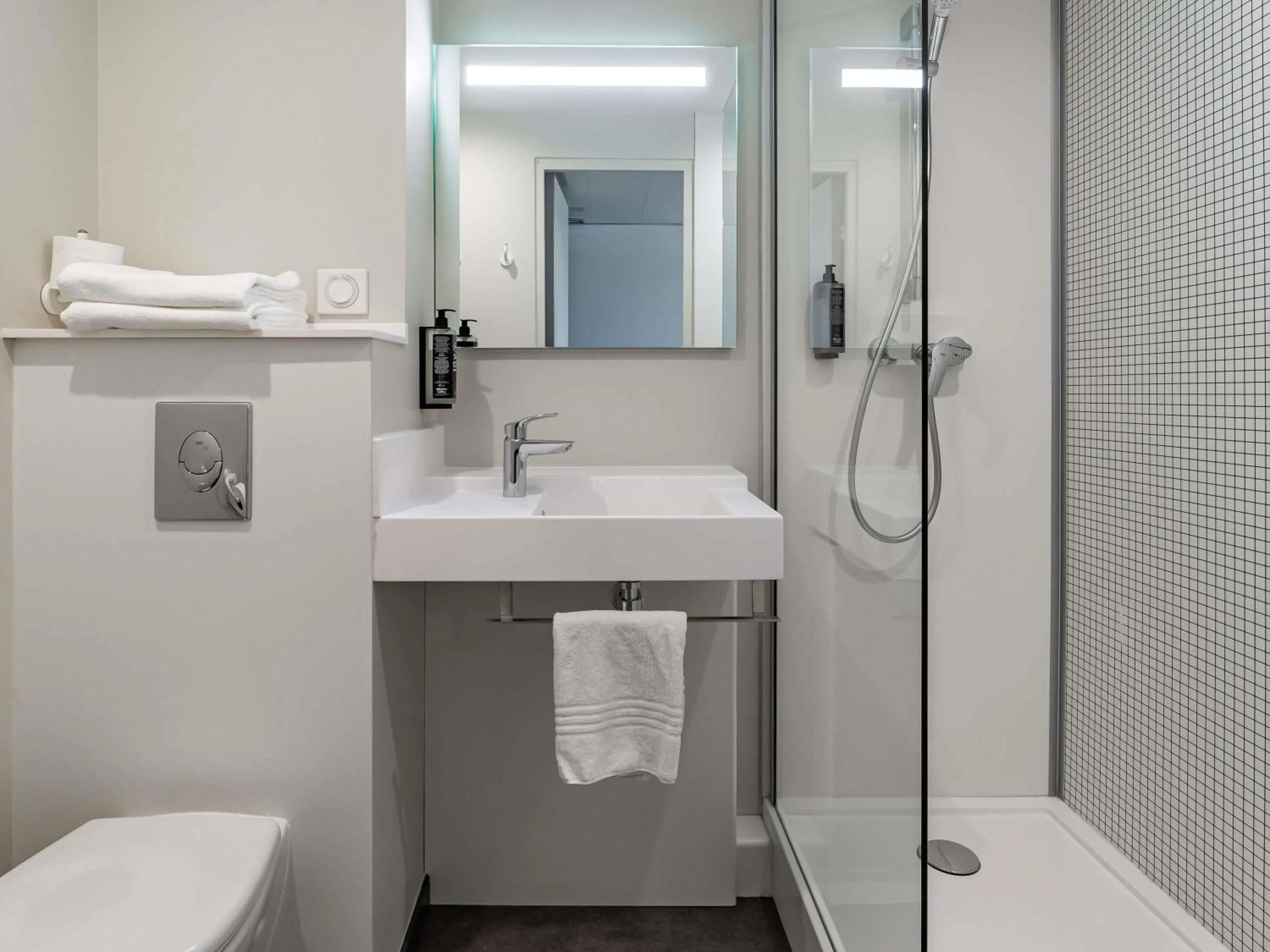 Bedroom in ibis budget Marne la Vallée Pontault Combault