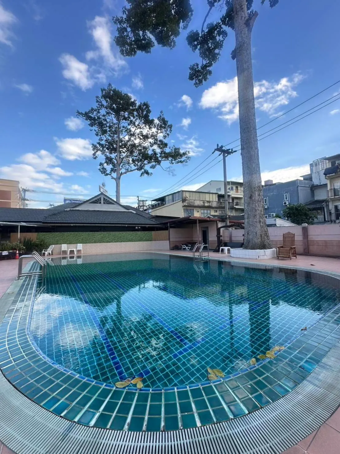 Swimming pool in Hotel Pattaya Beach