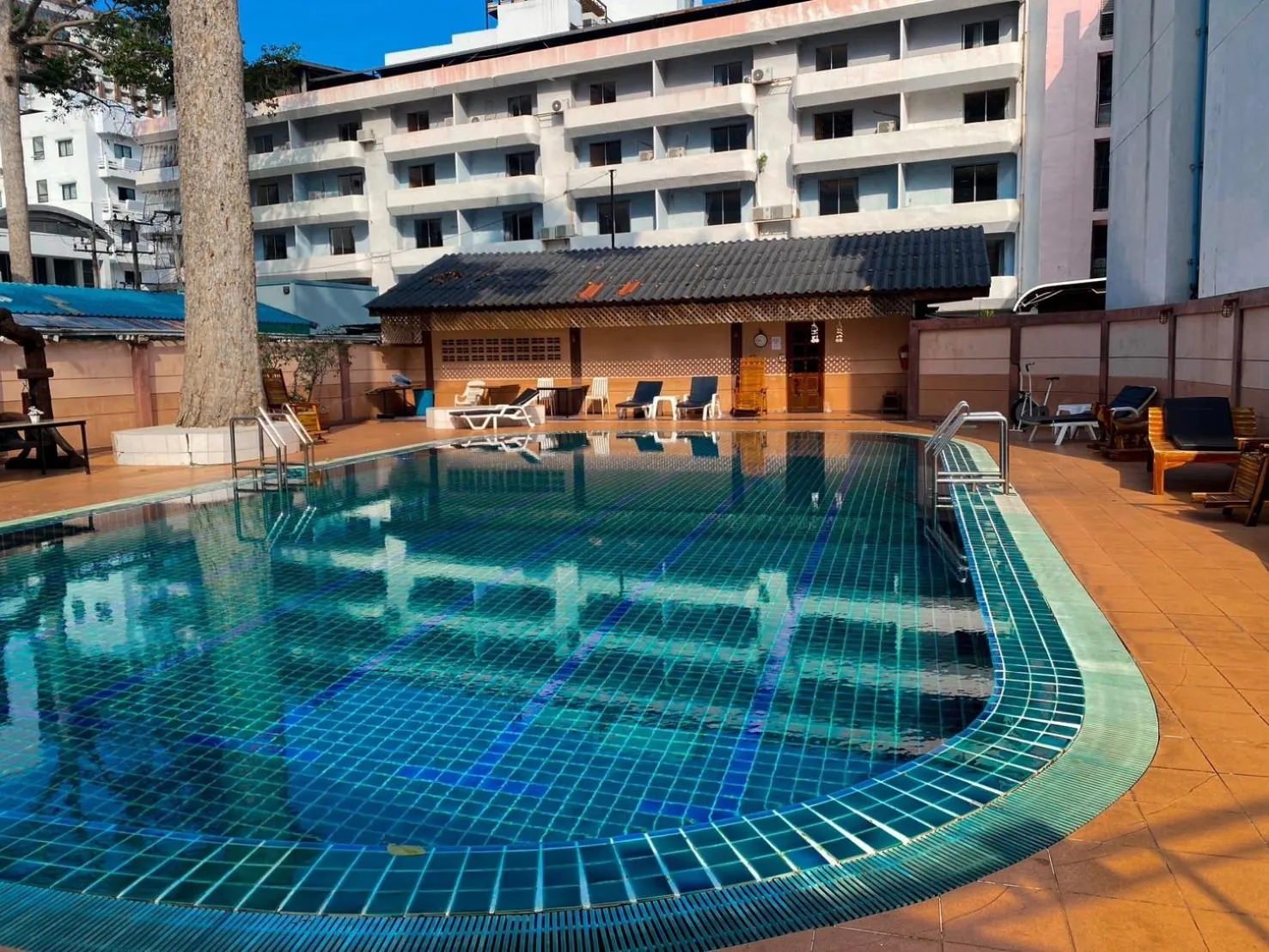 Balcony/Terrace in Hotel Pattaya Beach