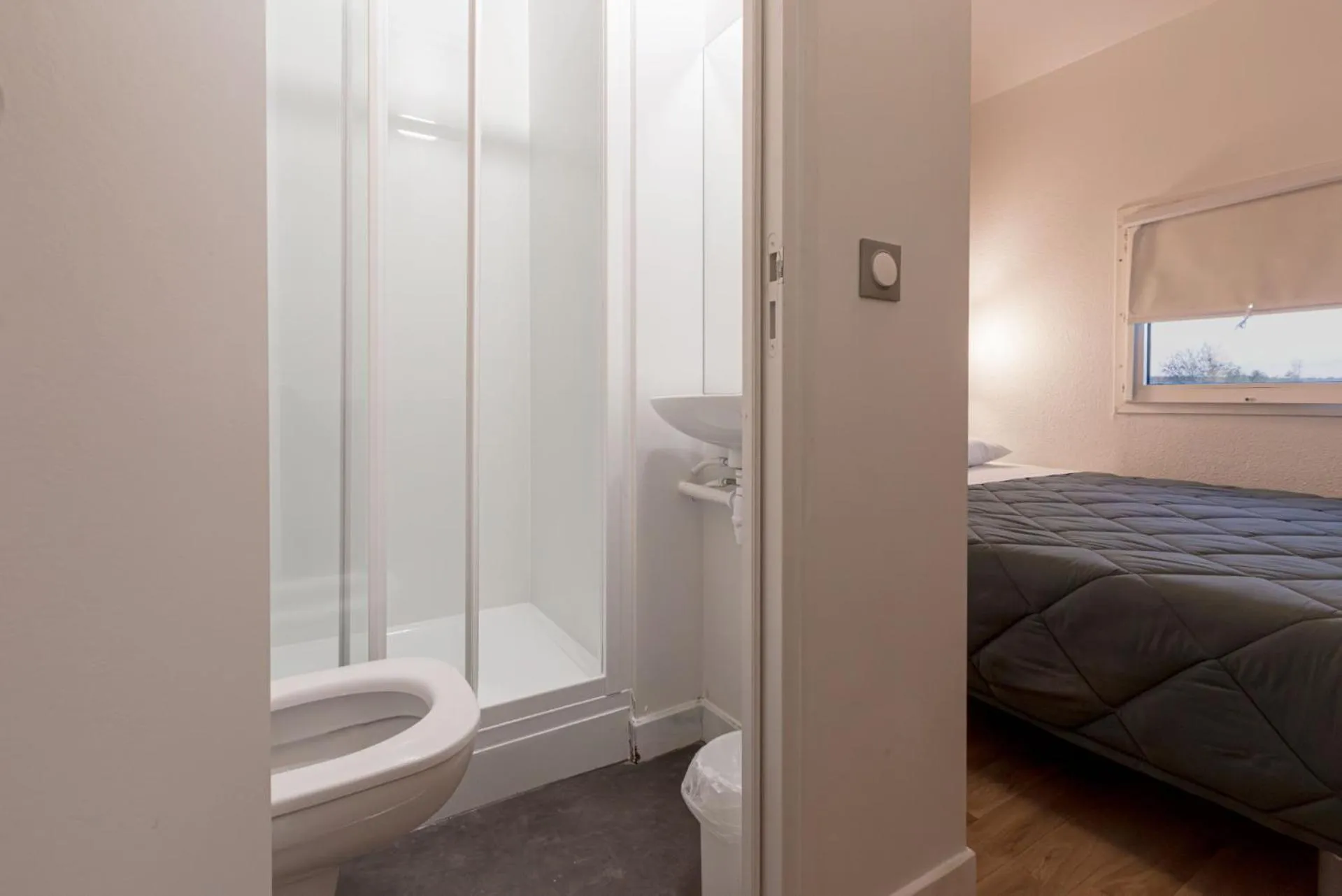 Bed in Première Classe Plaisir Gatines