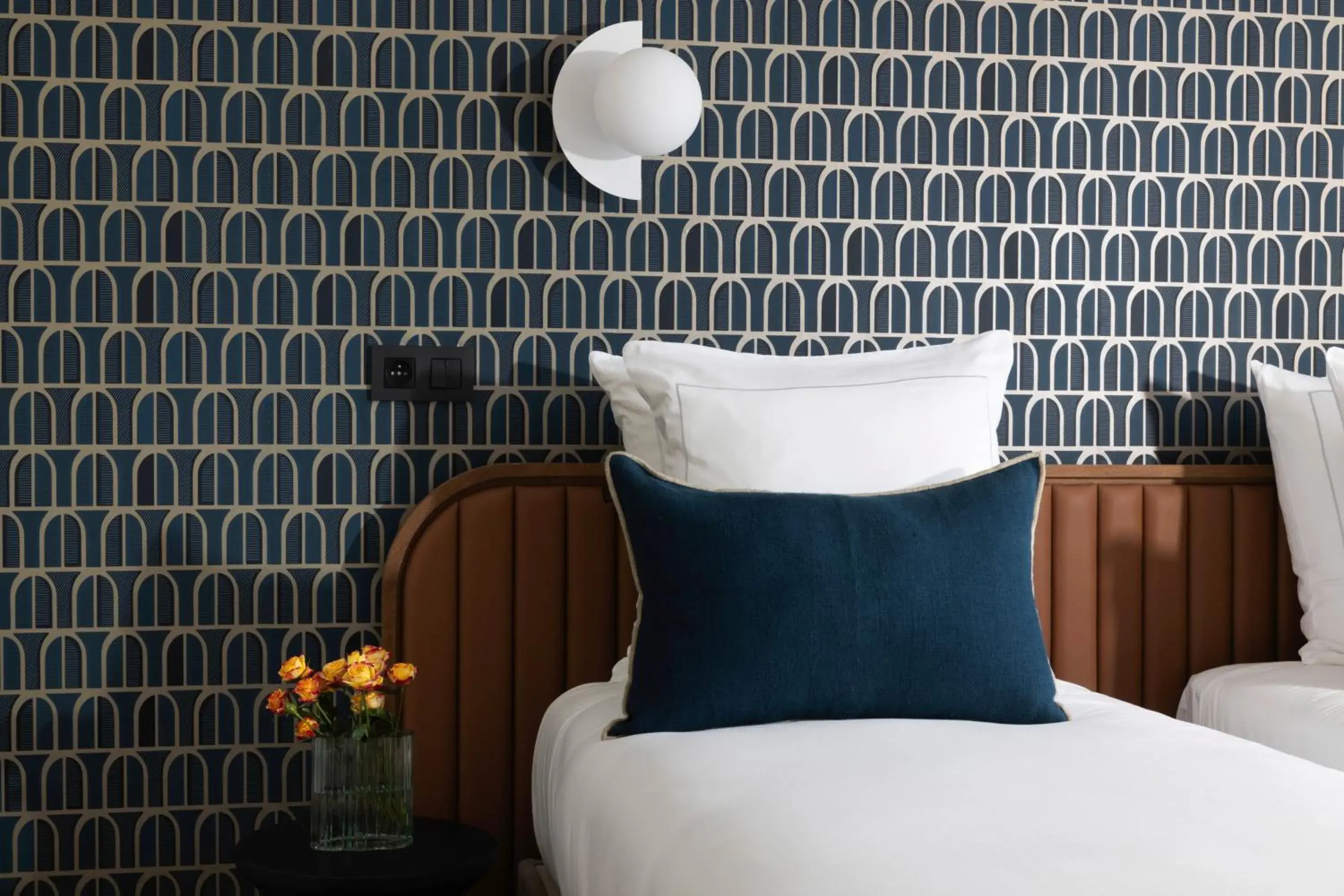 Bed in Bijou Hôtel Paris Boulogne Bed in Bijou Hôtel Paris Boulogne