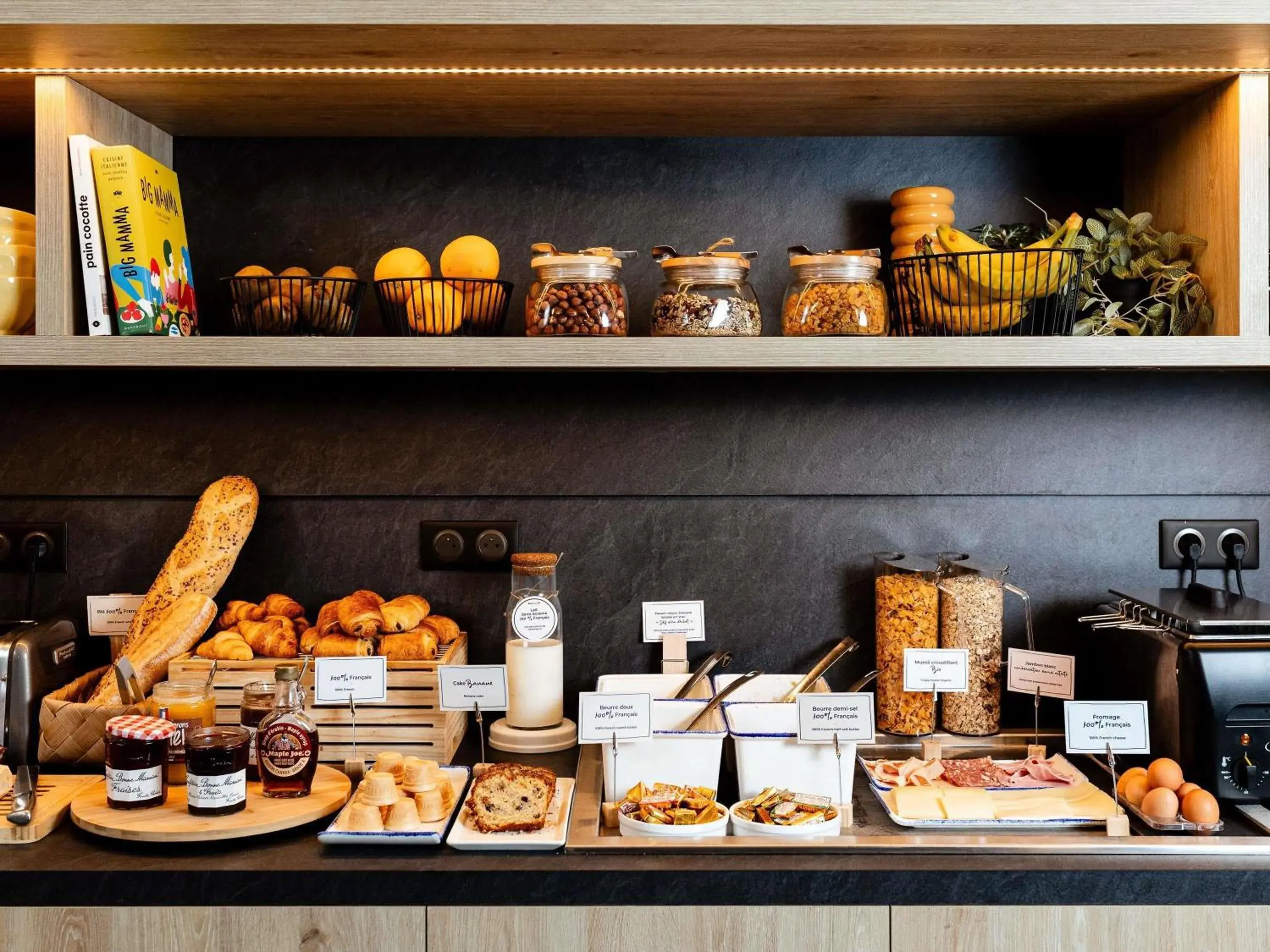 Breakfast in Ibis Paris Gare Montparnasse 15ème Breakfast in Ibis Paris Gare Montparnasse 15ème