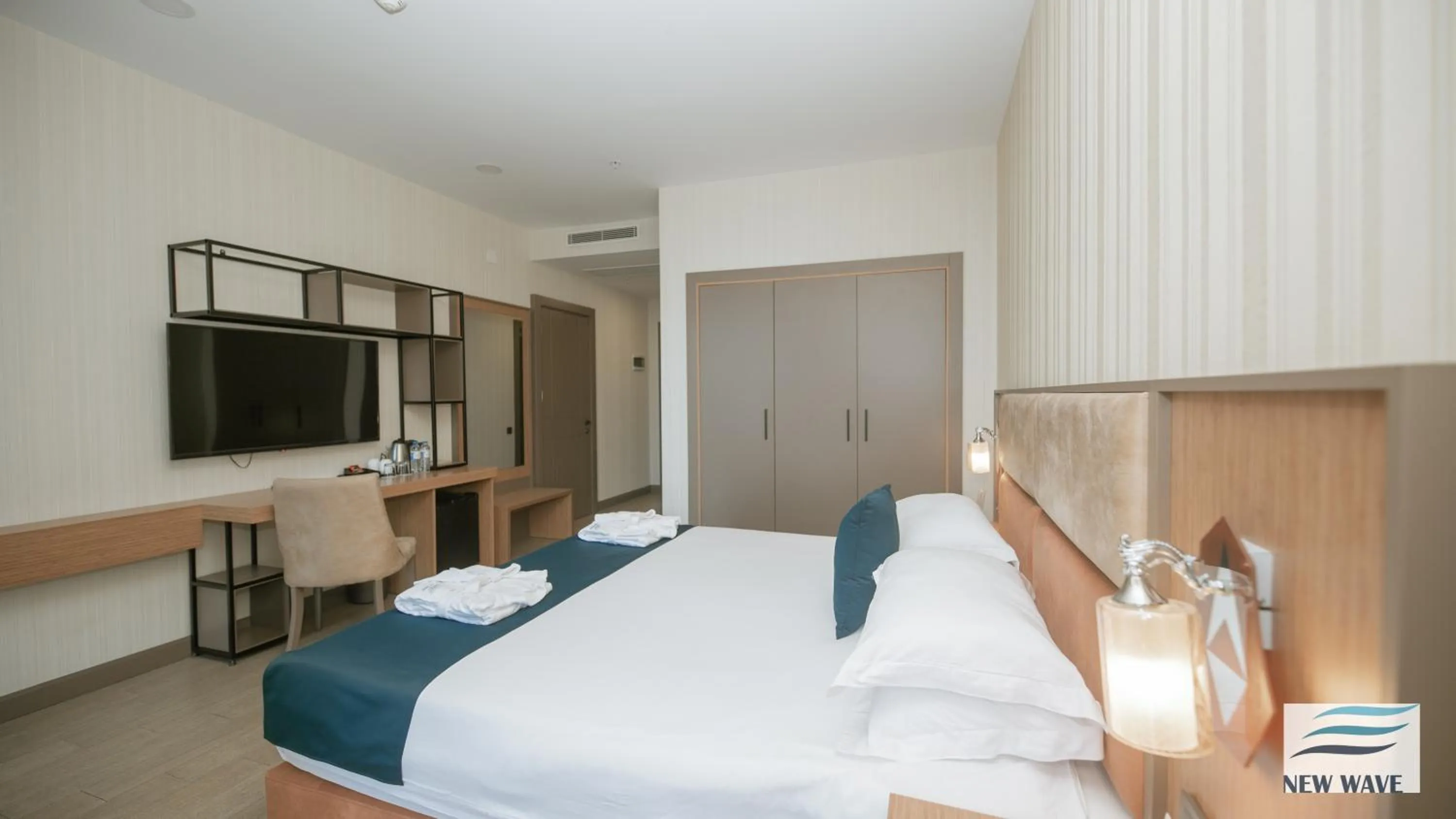 Bedroom, Bed in New Wave Hotel