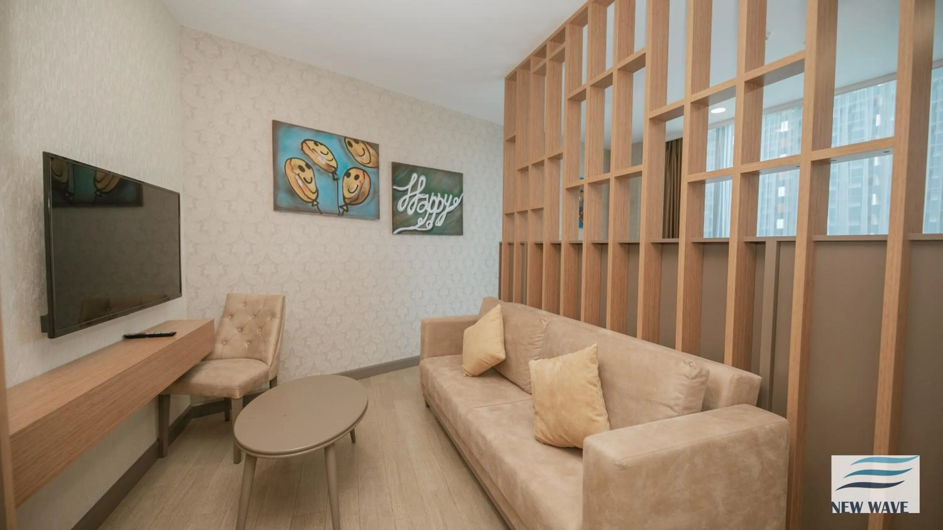 Evening entertainment in New Wave Hotel