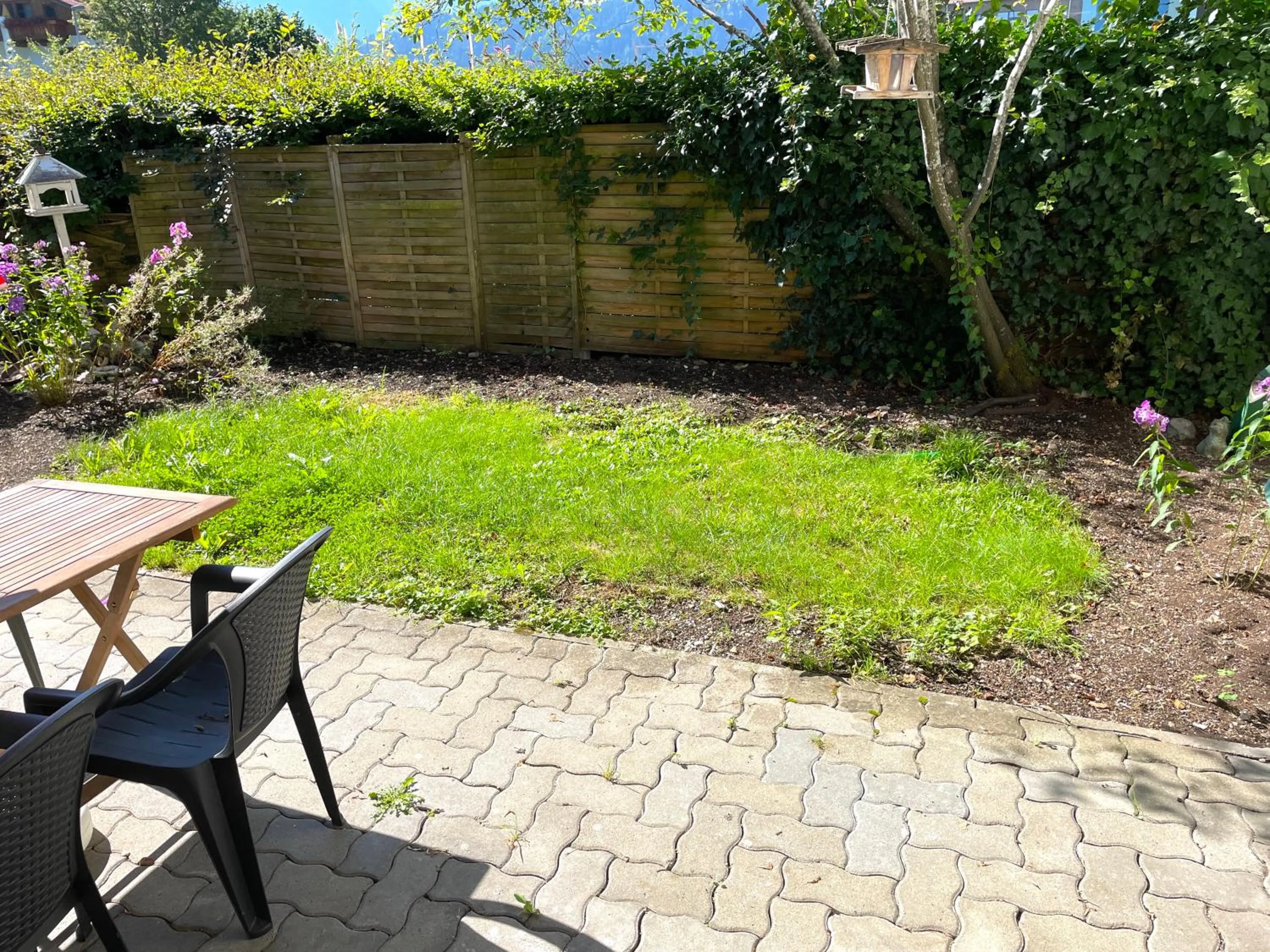Garden in Gästehaus Forggensee