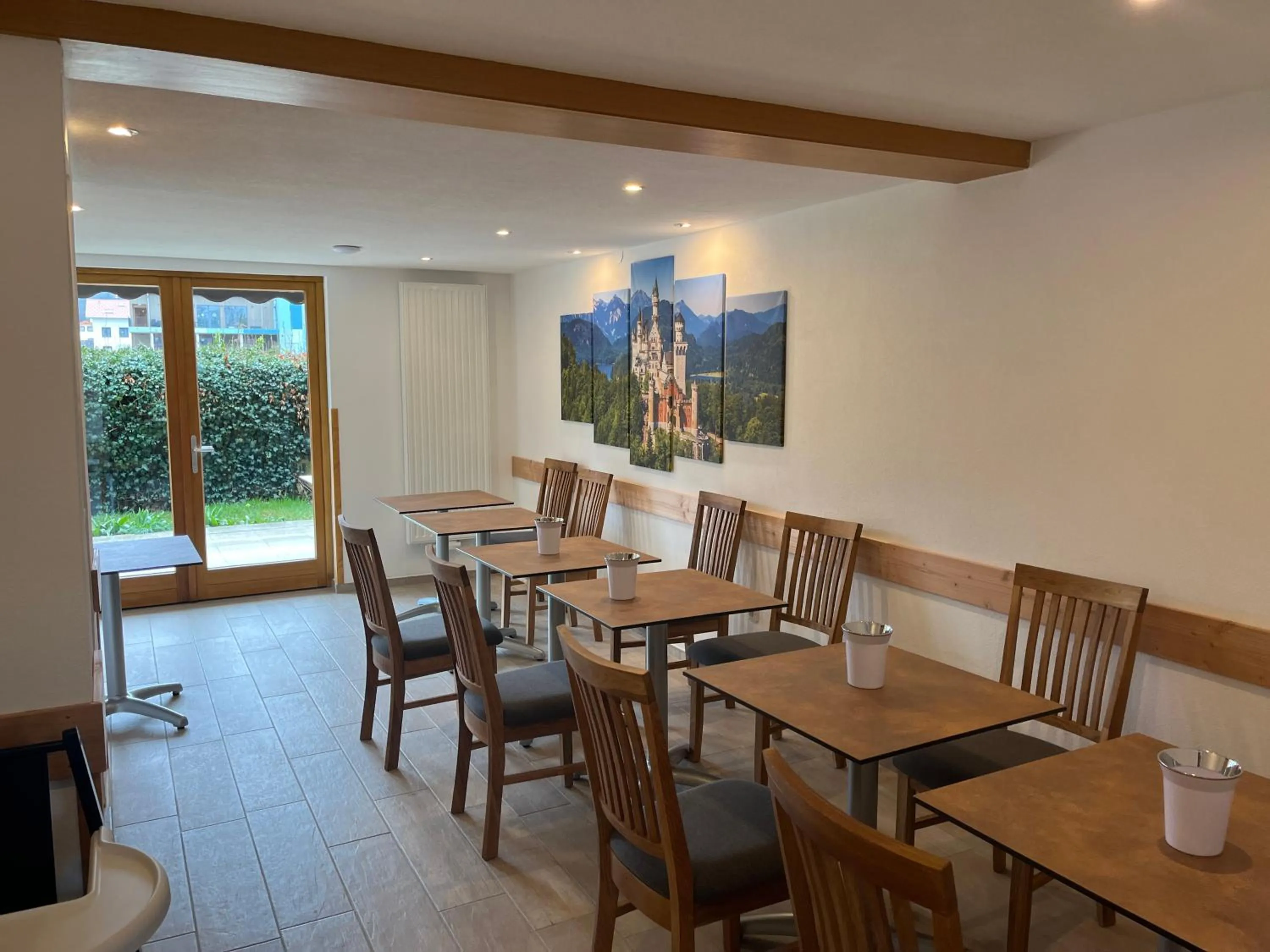 Dining area in Gästehaus Forggensee
