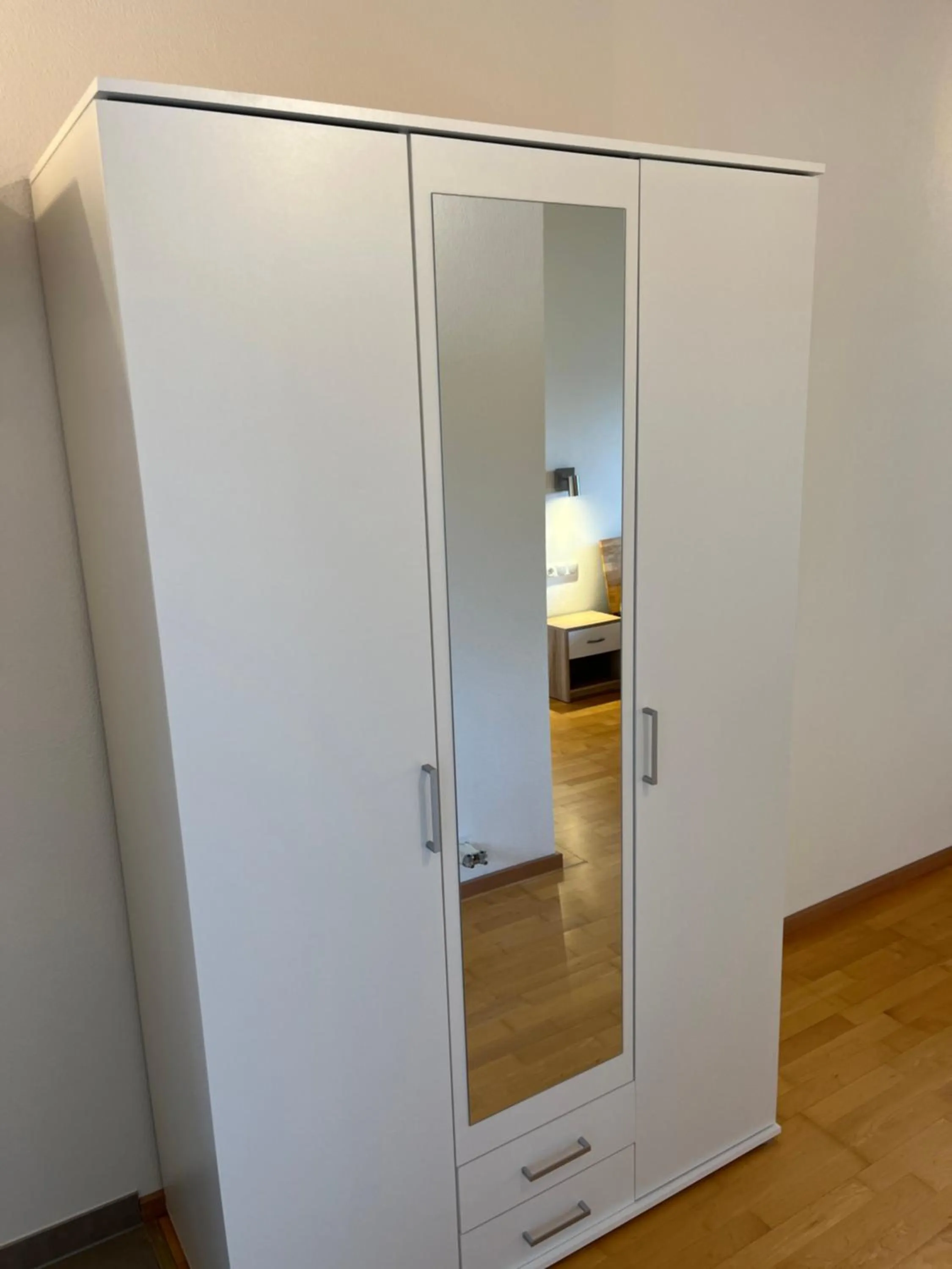 wardrobe in Gästehaus Forggensee