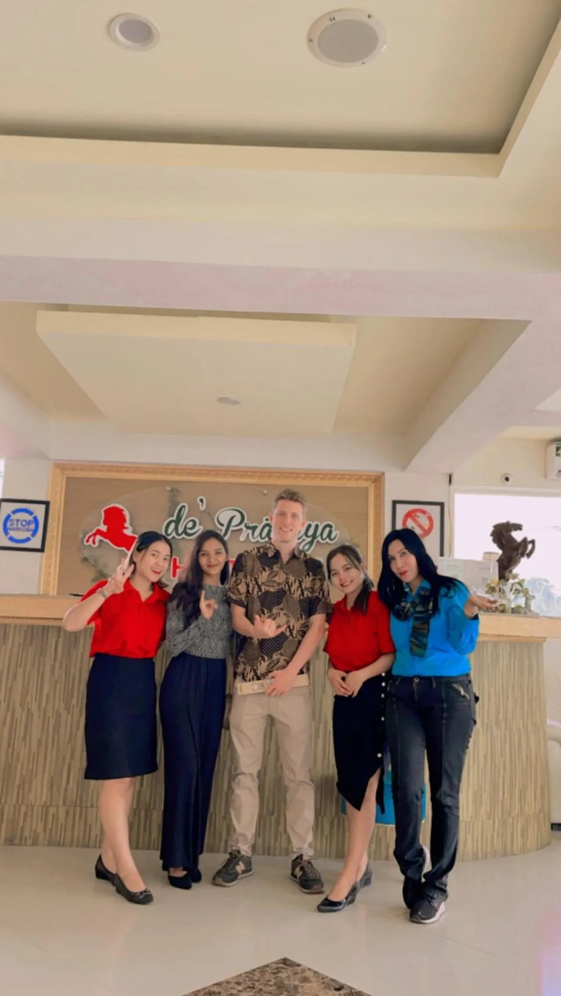 Votel Hotel De'Pratnya Kediri