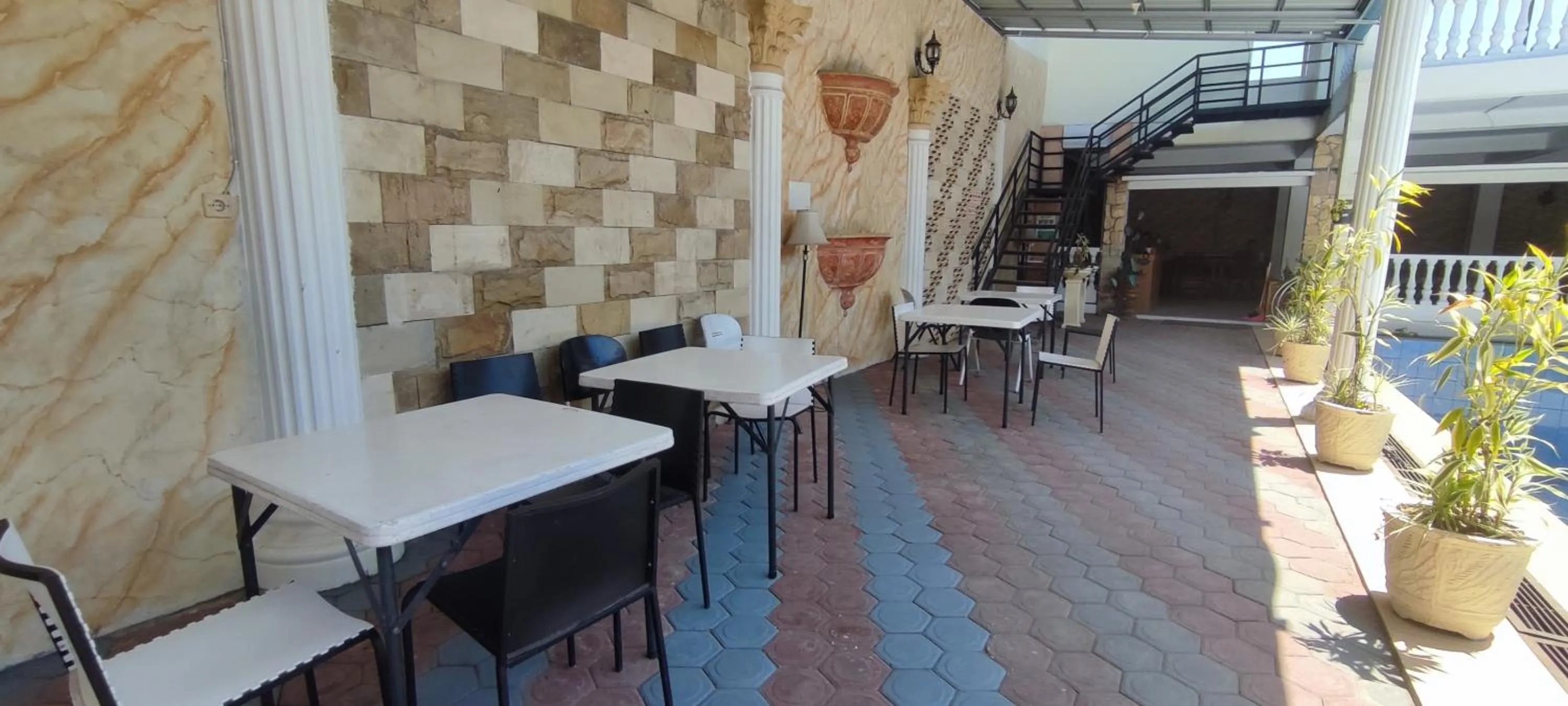 Votel Hotel De'Pratnya Kediri