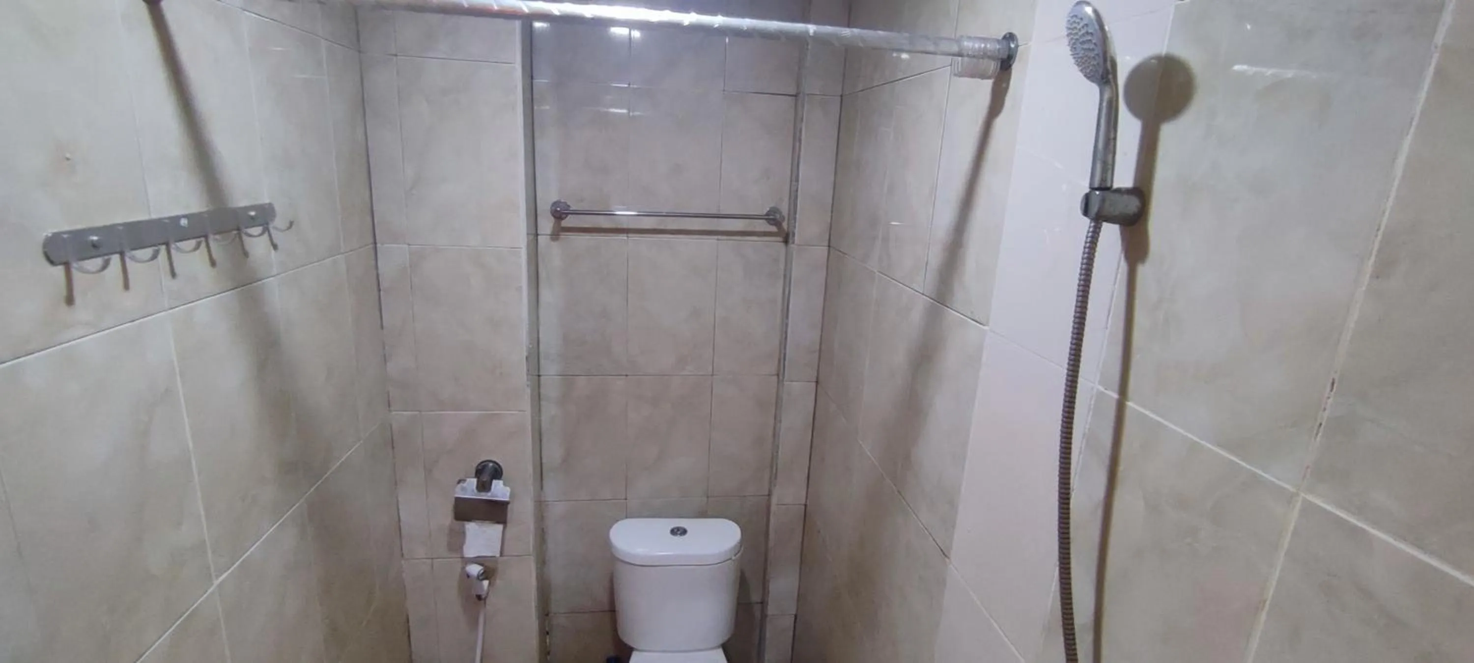 Votel Hotel De'Pratnya Kediri