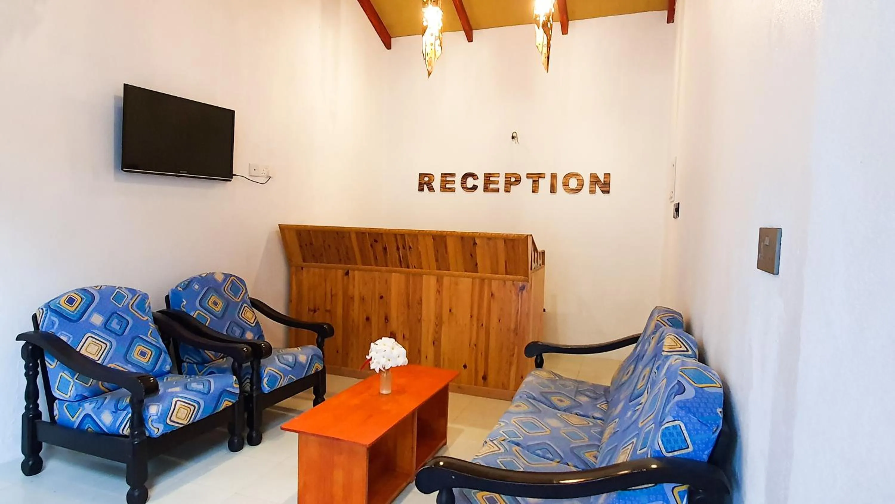 Lobby or reception in Thoddoo Island Life
