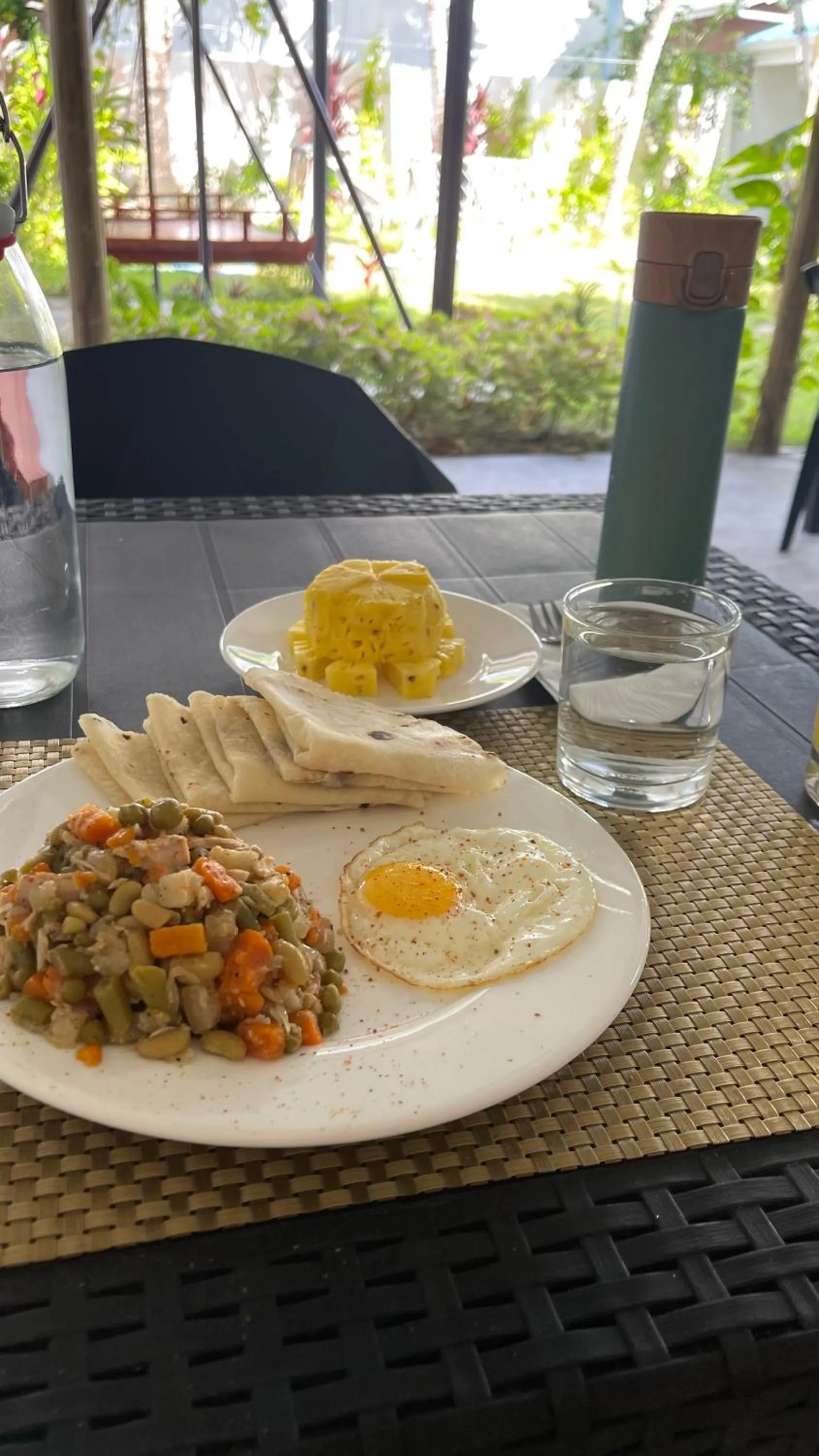 Breakfast in Thoddoo Island Life